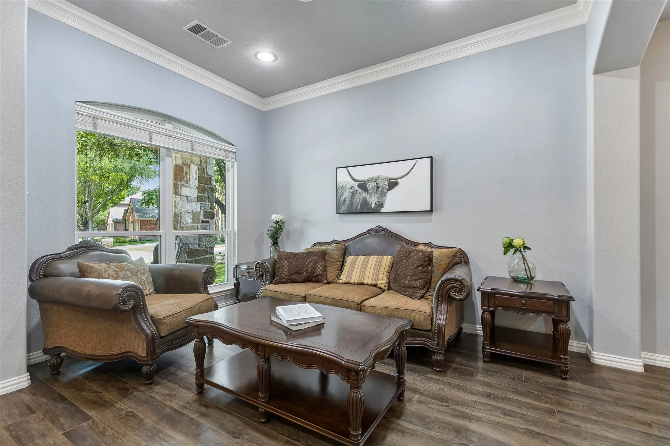 Single Family Residence For Sale in Denton County , 10198 Wheat Ridge Drive, Frisco, Texas 75033, 5 Bedroom, 3 Bathroom, 2 Garage spaces, 2,754 Sqft, built in 2001, mls#21347238, Real Estate Agent in Frisco, Homes For Sale in Denton county, Homes For Sale in Frisco, Realtor in Frisco Texas, Real Estate Brokerage Independent Realty Texas, Luminita Cordes Realtor