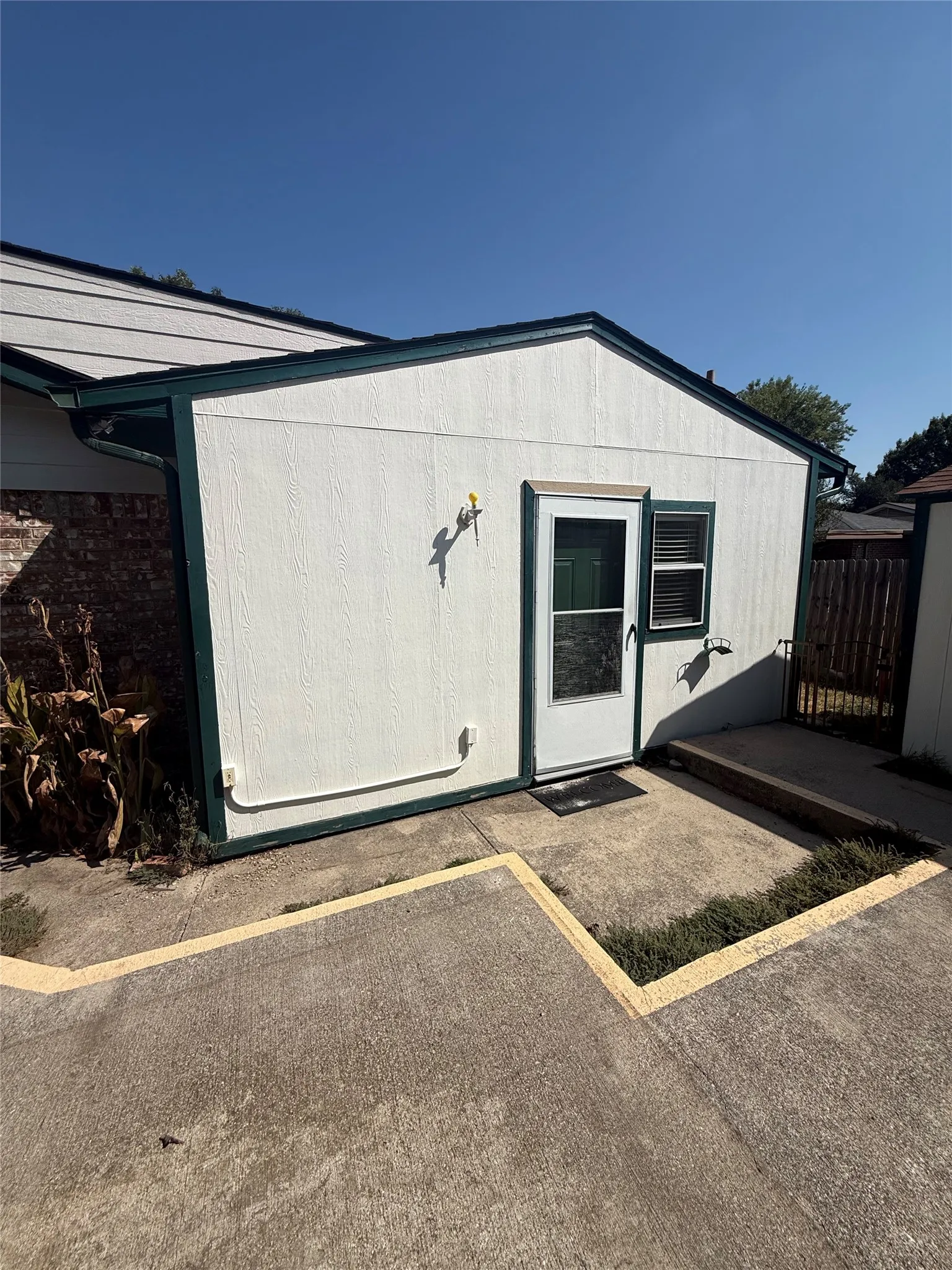 Outside Entry to Studio Apartment