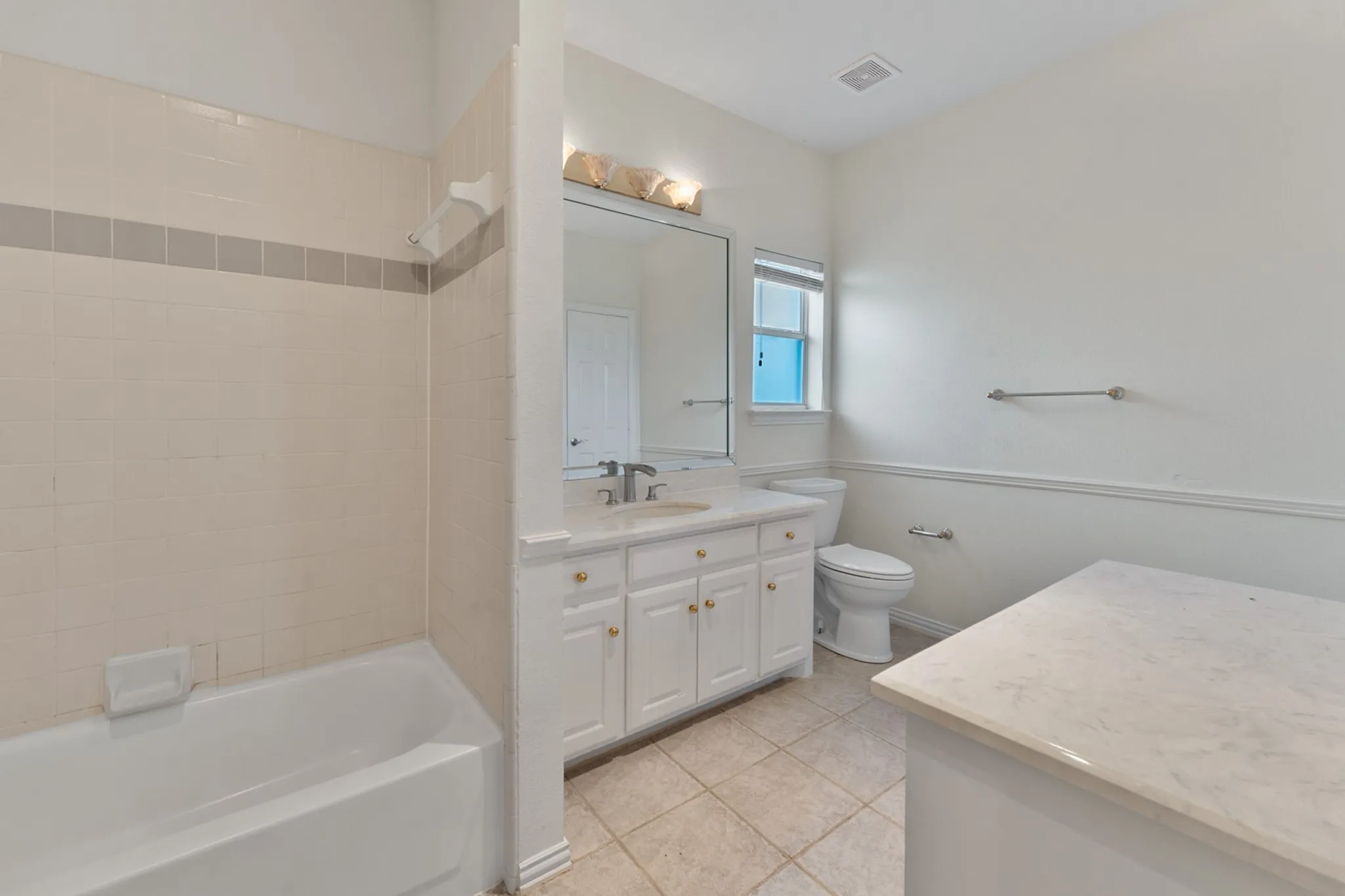 Single Family Residence For Sale in Dallas County , 307 Meadow Drive, Sunnyvale, Texas 75182, 6 Bedroom, 6 Bathroom, 3 Garage spaces, 6,238 Sqft, built in 1997, mls#21351886, Real Estate Agent in Sunnyvale, Homes For Sale in Dallas county, Homes For Sale in Sunnyvale, Realtor in Sunnyvale Texas, Real Estate Brokerage Independent Realty Texas, Luminita Cordes Realtor