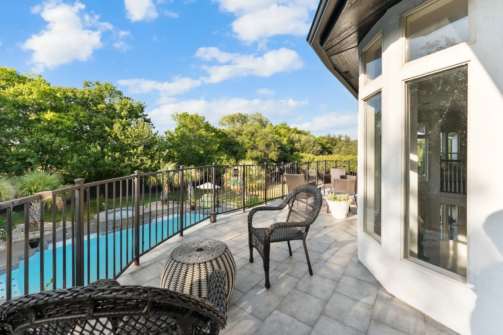 Single Family Residence For Sale in Dallas County , 307 Meadow Drive, Sunnyvale, Texas 75182, 6 Bedroom, 6 Bathroom, 3 Garage spaces, 6,238 Sqft, built in 1997, mls#21351886, Real Estate Agent in Sunnyvale, Homes For Sale in Dallas county, Homes For Sale in Sunnyvale, Realtor in Sunnyvale Texas, Real Estate Brokerage Independent Realty Texas, Luminita Cordes Realtor