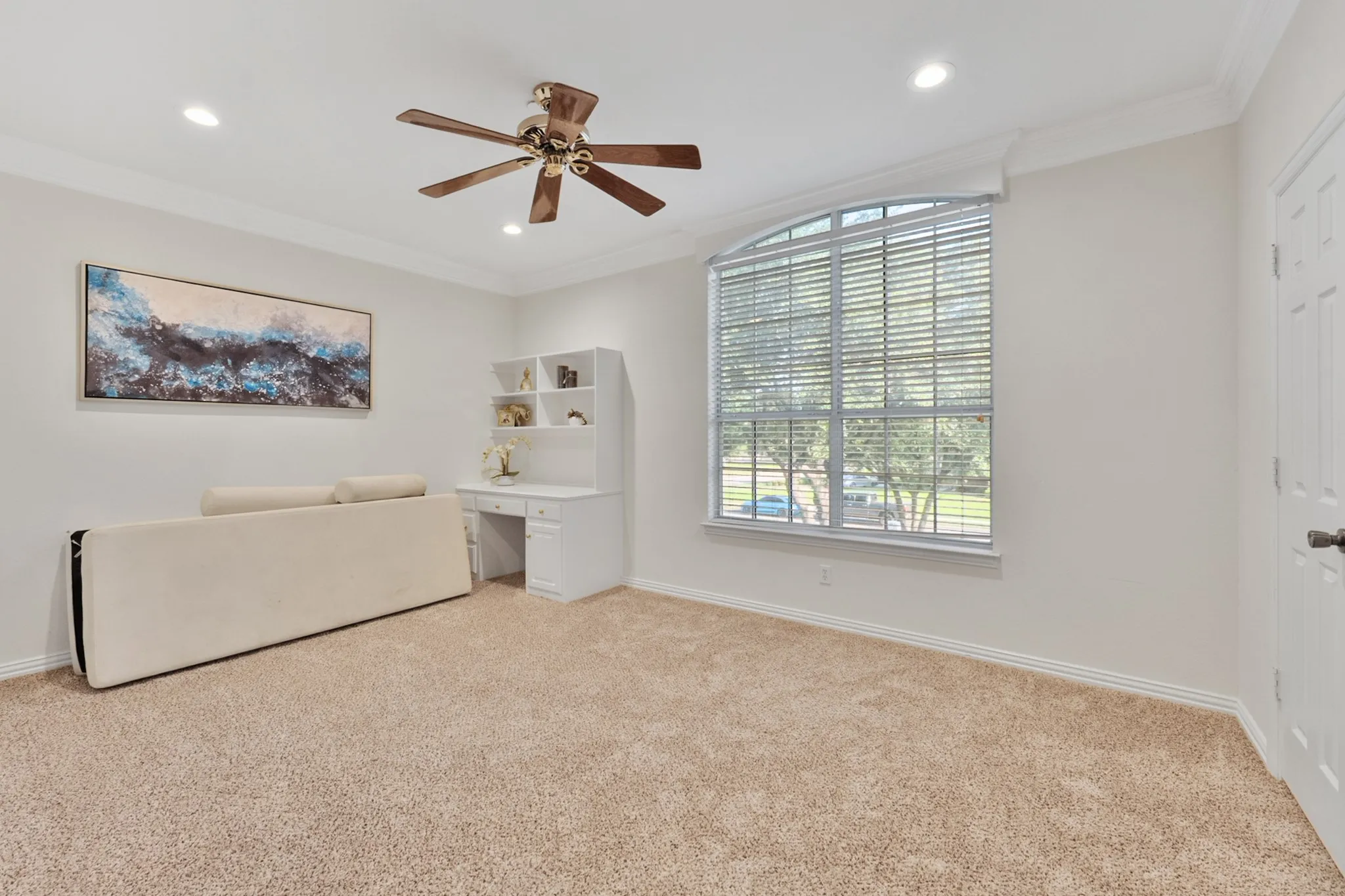 Single Family Residence For Sale in Dallas County , 307 Meadow Drive, Sunnyvale, Texas 75182, 6 Bedroom, 6 Bathroom, 3 Garage spaces, 6,238 Sqft, built in 1997, mls#21351886, Real Estate Agent in Sunnyvale, Homes For Sale in Dallas county, Homes For Sale in Sunnyvale, Realtor in Sunnyvale Texas, Real Estate Brokerage Independent Realty Texas, Luminita Cordes Realtor