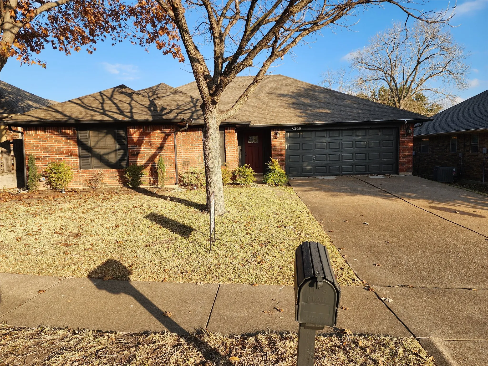 Single Family Residence For Rent in Tarrant County , 8240 Willis Lane, Watauga, Texas 76148, 3 Bedroom, 2 Bathroom, 2 Garage spaces, 1,461 Sqft, built in 1986, mls#21353371, Real Estate Agent in Watauga, Homes For Rent in Tarrant county, Homes For Rent in Watauga, Realtor in Watauga Texas, Real Estate Brokerage Independent Realty Texas, Luminita Cordes Realtor