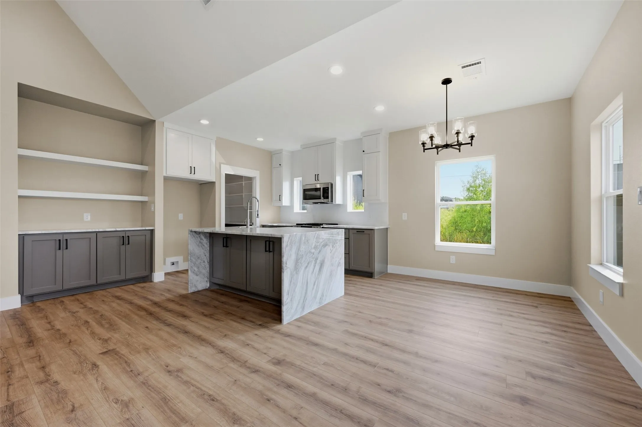 Single Family Residence For Sale in Grayson County , 506 Southern Drive, Sherman, Texas 75092, 3 Bedroom, 2 Bathroom, 2 Garage spaces, 1,414 Sqft, built in 2025, mls#21352463, Real Estate Agent in Sherman, Homes For Sale in Grayson county, Homes For Sale in Sherman, Realtor in Sherman Texas, Real Estate Brokerage Independent Realty Texas, Luminita Cordes Realtor