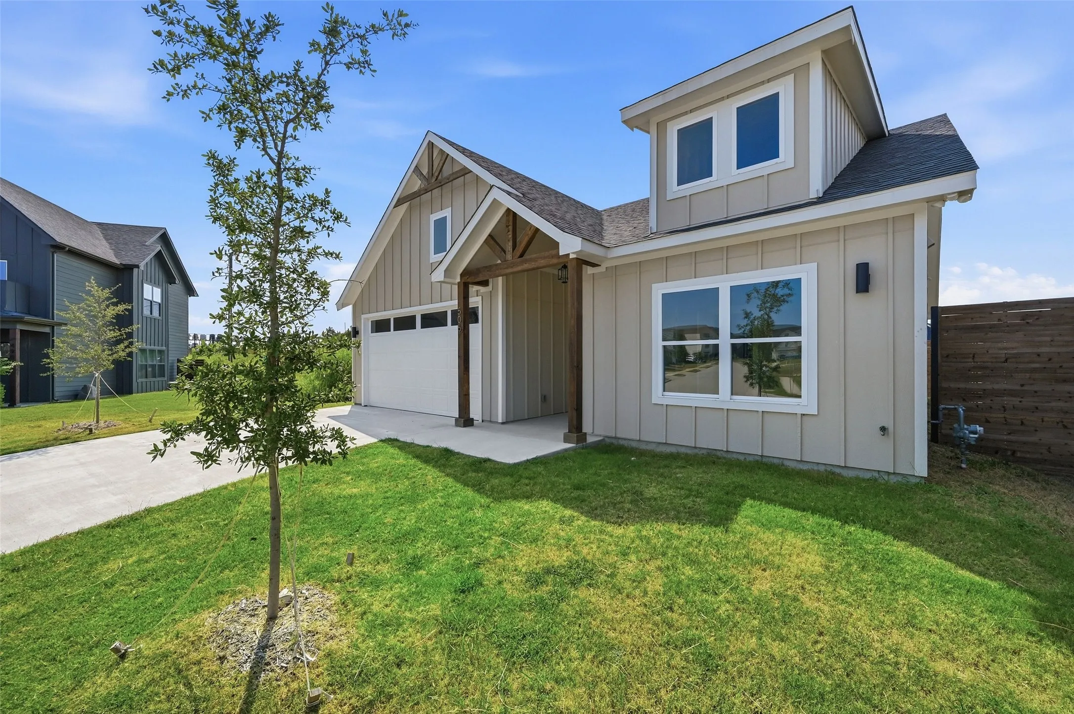 Single Family Residence For Sale in Grayson County , 506 Southern Drive, Sherman, Texas 75092, 3 Bedroom, 2 Bathroom, 2 Garage spaces, 1,414 Sqft, built in 2025, mls#21352463, Real Estate Agent in Sherman, Homes For Sale in Grayson county, Homes For Sale in Sherman, Realtor in Sherman Texas, Real Estate Brokerage Independent Realty Texas, Luminita Cordes Realtor