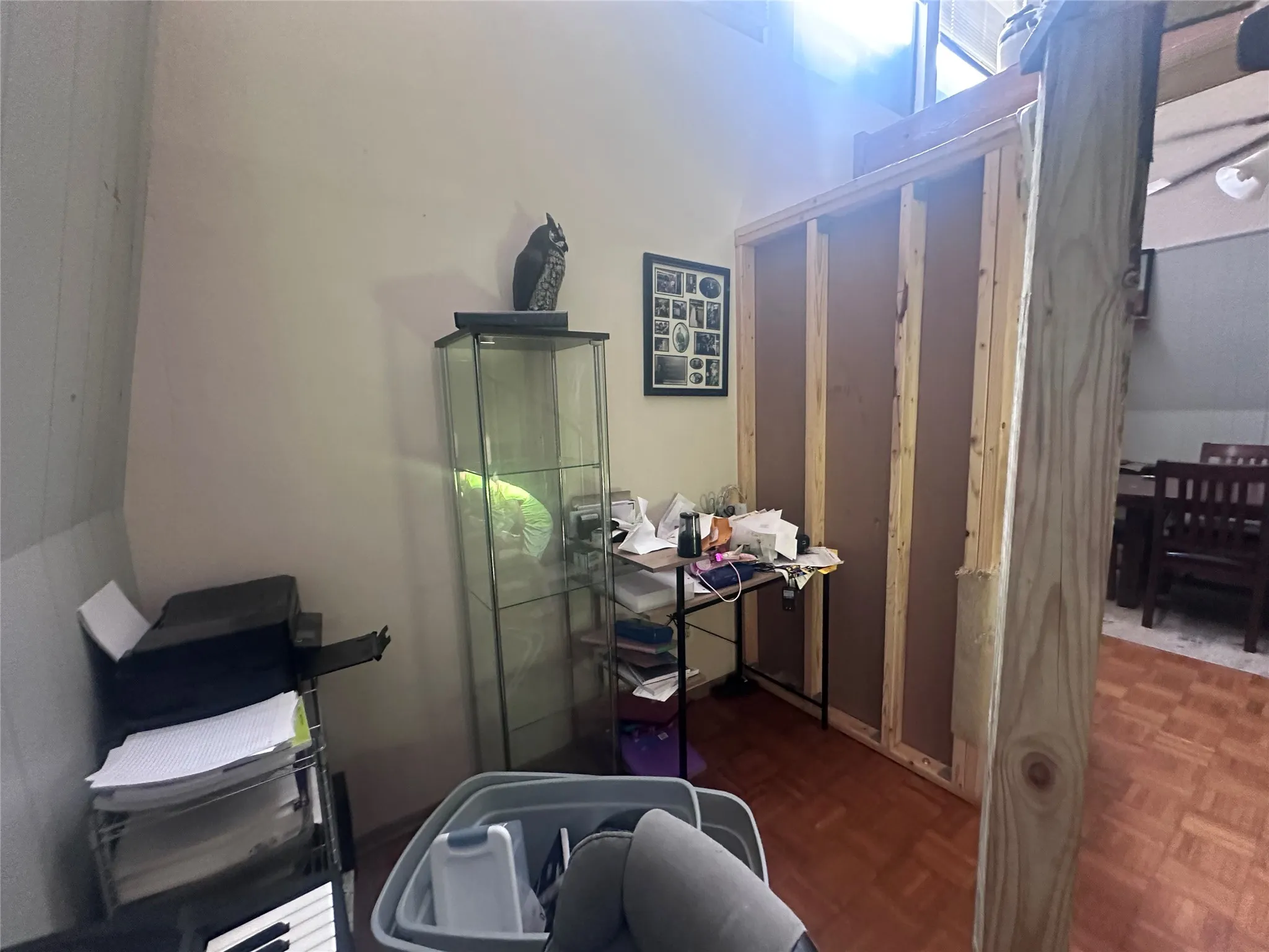 Single Family Residence For Sale in Hood County , 2709 Sky Harbour Drive, Granbury, Texas 76049, 3 Bedroom, 2 Bathroom, Garage spaces, 2,345 Sqft, built in 1980, mls#21353378, Real Estate Agent in Granbury, Homes For Sale in Hood county, Homes For Sale in Granbury, Realtor in Granbury Texas, Real Estate Brokerage Independent Realty Texas, Luminita Cordes Realtor
