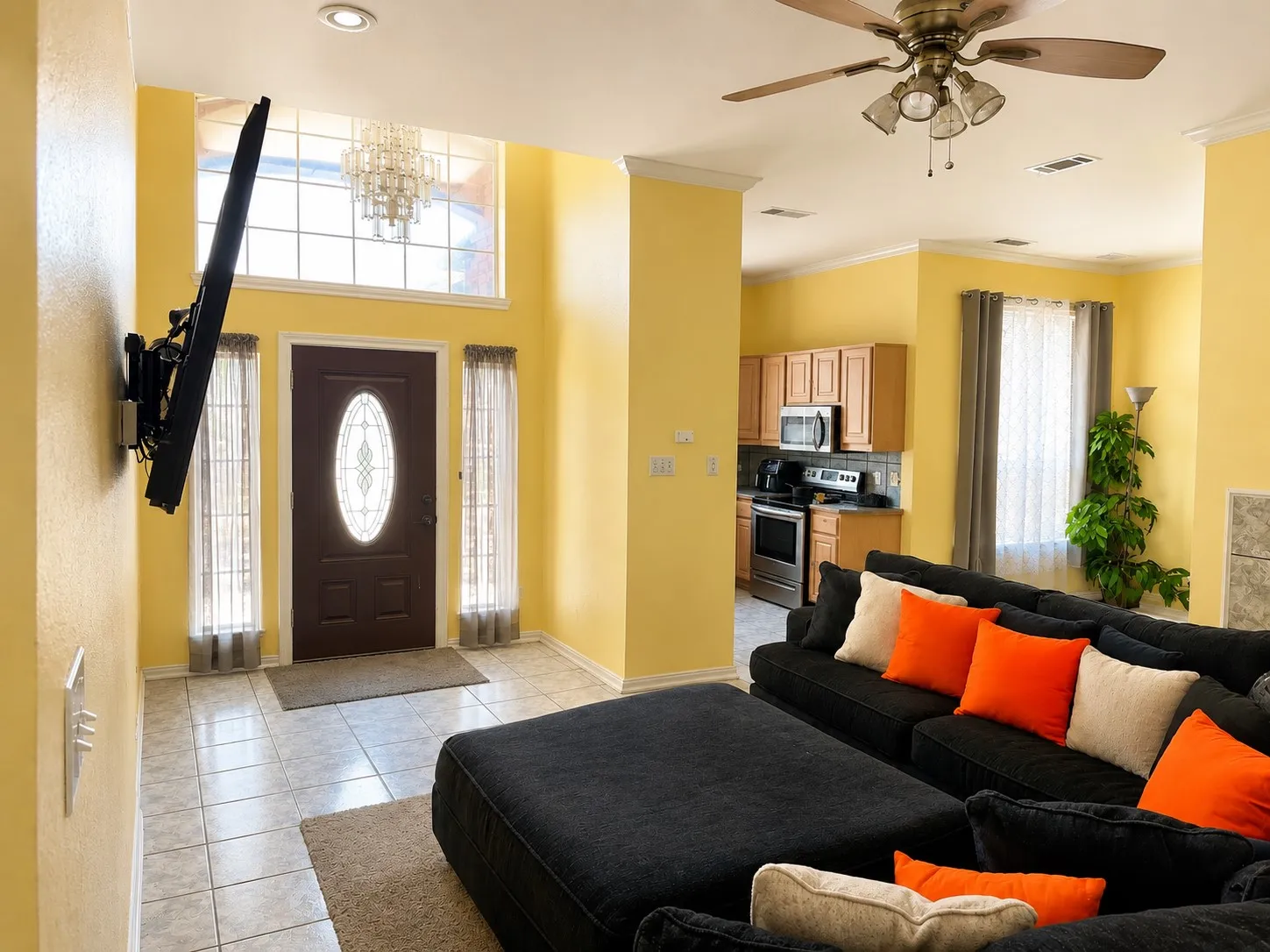 Single Family Residence For Sale in Kaufman County , 400 S Rockwall Avenue, Terrell, Texas 75160, 3 Bedroom, 2 Bathroom, Garage spaces, 1,988 Sqft, built in 2004, mls#21352932, Real Estate Agent in Terrell, Homes For Sale in Kaufman county, Homes For Sale in Terrell, Realtor in Terrell Texas, Real Estate Brokerage Independent Realty Texas, Luminita Cordes Realtor