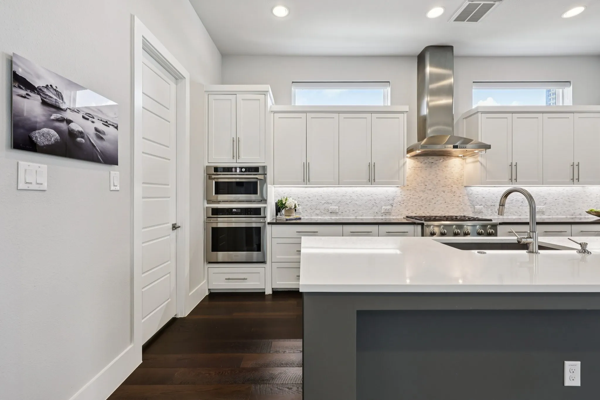 Single Family Residence For Sale in Collin County , 7836 Merit Lane, Plano, Texas 75024, 3 Bedroom, 5 Bathroom, 2 Garage spaces, 2,968 Sqft, built in 2017, mls#21352488, Real Estate Agent in Plano, Homes For Sale in Collin county, Homes For Sale in Plano, Realtor in Plano Texas, Real Estate Brokerage Independent Realty Texas, Luminita Cordes Realtor