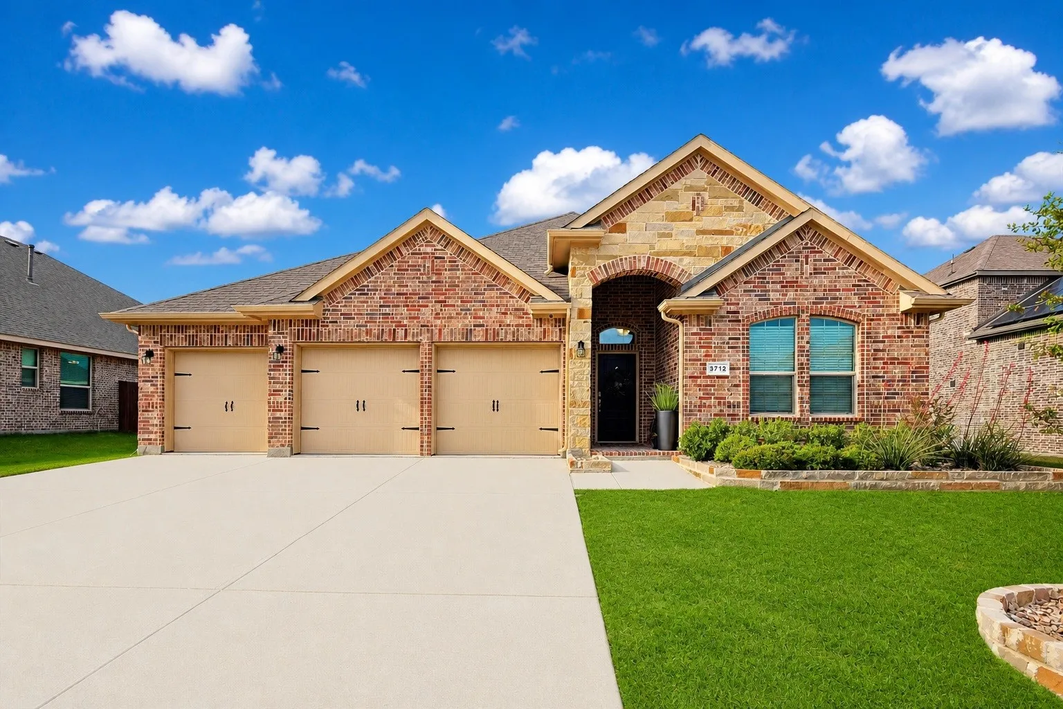 Single Family Residence For Sale in Ellis County , 3712 Rolling Meadows Drive, Grand Prairie, Texas 76065, 4 Bedroom, 2 Bathroom, 3 Garage spaces, 1,898 Sqft, built in 2020, mls#21345502, Real Estate Agent in Grand Prairie, Homes For Sale in Ellis county, Homes For Sale in Grand Prairie, Realtor in Grand Prairie Texas, Real Estate Brokerage Independent Realty Texas, Luminita Cordes Realtor