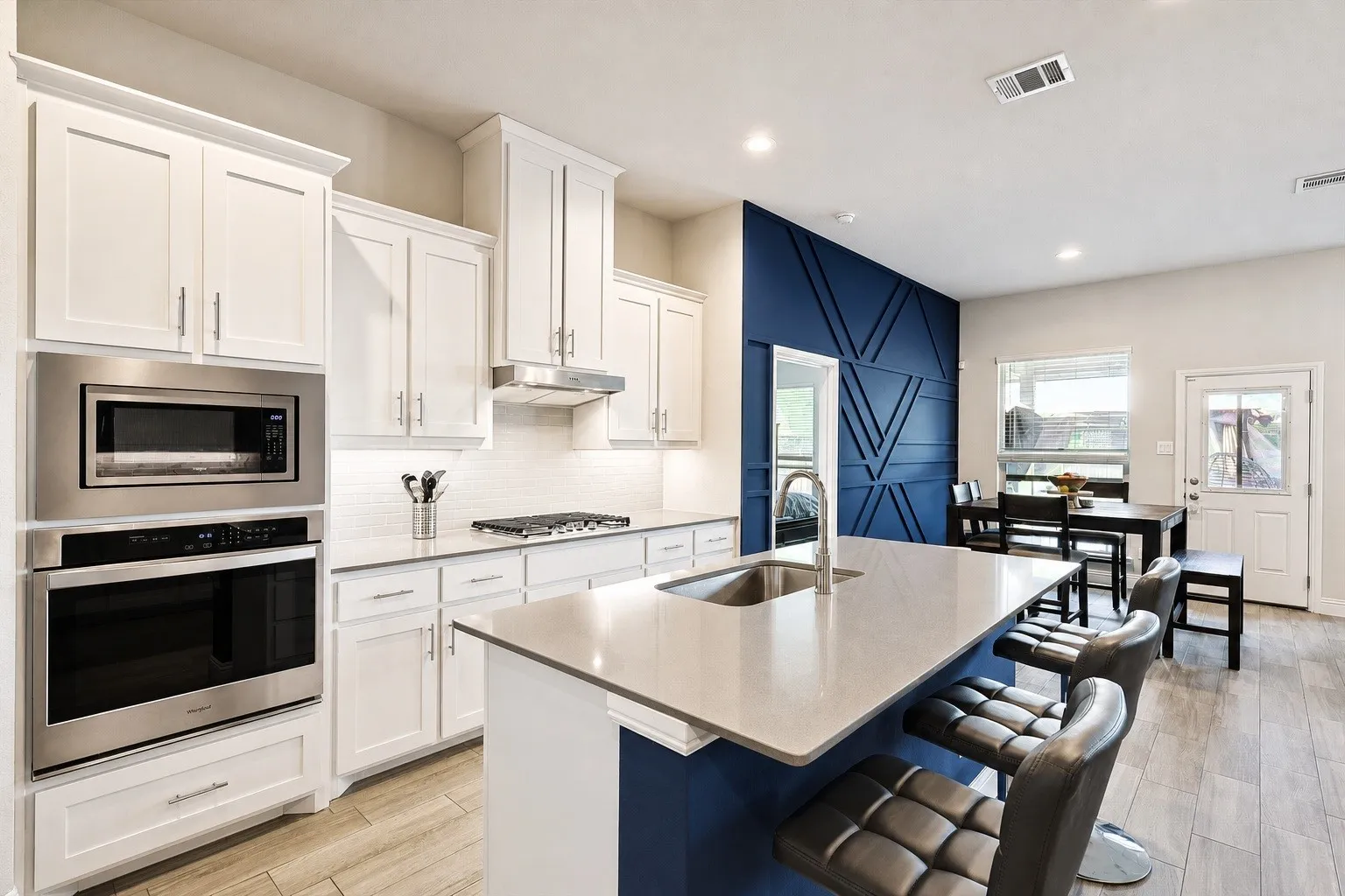 Single Family Residence For Sale in Ellis County , 3712 Rolling Meadows Drive, Grand Prairie, Texas 76065, 4 Bedroom, 2 Bathroom, 3 Garage spaces, 1,898 Sqft, built in 2020, mls#21345502, Real Estate Agent in Grand Prairie, Homes For Sale in Ellis county, Homes For Sale in Grand Prairie, Realtor in Grand Prairie Texas, Real Estate Brokerage Independent Realty Texas, Luminita Cordes Realtor