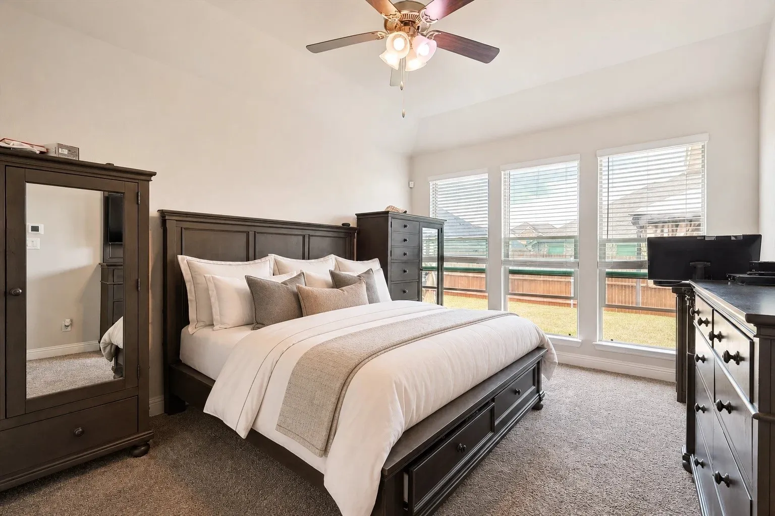 Single Family Residence For Sale in Ellis County , 3712 Rolling Meadows Drive, Grand Prairie, Texas 76065, 4 Bedroom, 2 Bathroom, 3 Garage spaces, 1,898 Sqft, built in 2020, mls#21345502, Real Estate Agent in Grand Prairie, Homes For Sale in Ellis county, Homes For Sale in Grand Prairie, Realtor in Grand Prairie Texas, Real Estate Brokerage Independent Realty Texas, Luminita Cordes Realtor