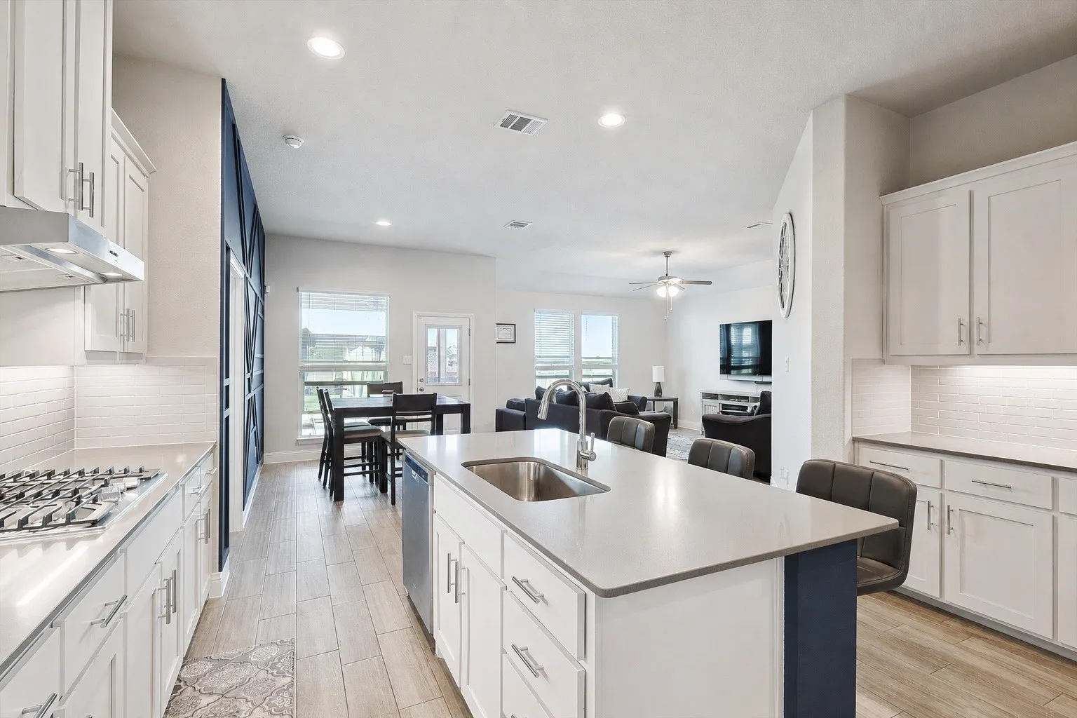 Single Family Residence For Sale in Ellis County , 3712 Rolling Meadows Drive, Grand Prairie, Texas 76065, 4 Bedroom, 2 Bathroom, 3 Garage spaces, 1,898 Sqft, built in 2020, mls#21345502, Real Estate Agent in Grand Prairie, Homes For Sale in Ellis county, Homes For Sale in Grand Prairie, Realtor in Grand Prairie Texas, Real Estate Brokerage Independent Realty Texas, Luminita Cordes Realtor