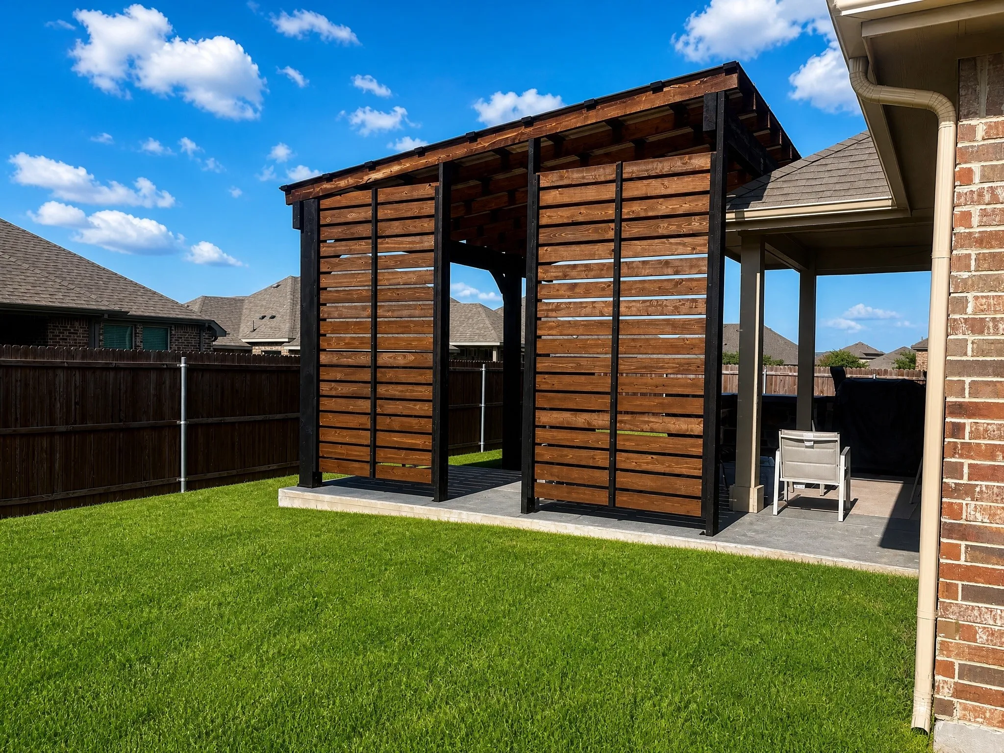 Single Family Residence For Sale in Ellis County , 3712 Rolling Meadows Drive, Grand Prairie, Texas 76065, 4 Bedroom, 2 Bathroom, 3 Garage spaces, 1,898 Sqft, built in 2020, mls#21345502, Real Estate Agent in Grand Prairie, Homes For Sale in Ellis county, Homes For Sale in Grand Prairie, Realtor in Grand Prairie Texas, Real Estate Brokerage Independent Realty Texas, Luminita Cordes Realtor