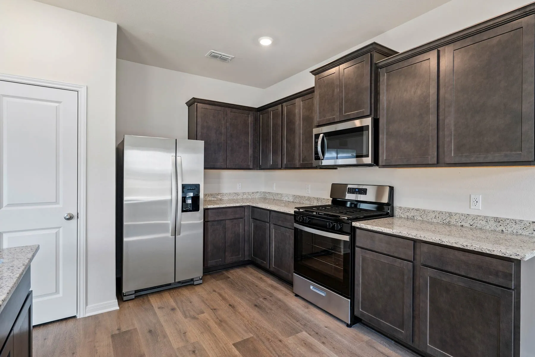 Single Family Residence For Sale in Denton County , 8436 White Wolf Trail, Ponder, Texas 76259, 3 Bedroom, 3 Bathroom, 2 Garage spaces, 1,516 Sqft, built in 2026, mls#21353397, Real Estate Agent in Ponder, Homes For Sale in Denton county, Homes For Sale in Ponder, Realtor in Ponder Texas, Real Estate Brokerage Independent Realty Texas, Luminita Cordes Realtor