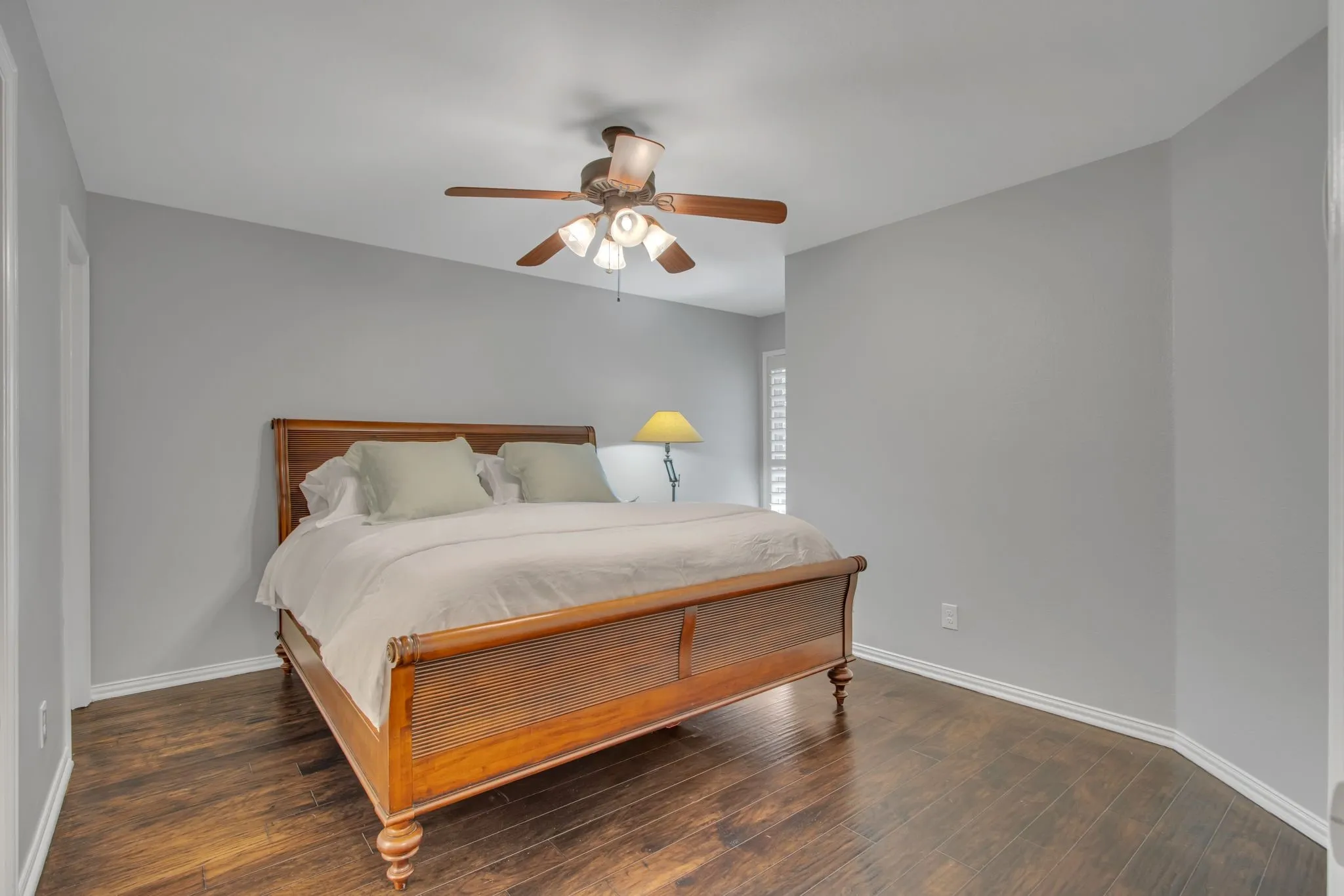 One of the 4 upstairs secondary bedrooms.
