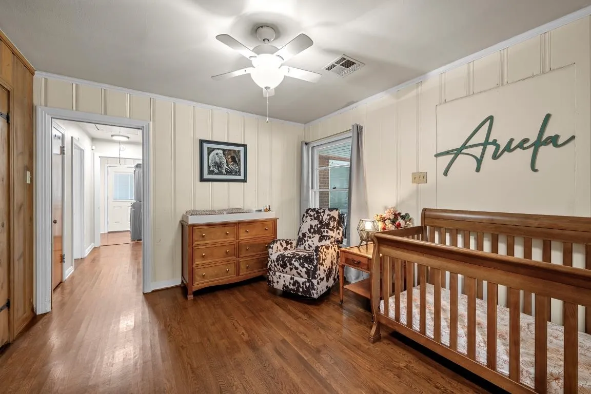 Single Family Residence For Sale in Mc Lennan County , 4216 Morrow Avenue, Waco, Texas 76710, 3 Bedroom, 2 Bathroom, 1 Garage spaces, 1,795 Sqft, built in 1952, mls#21353219, Real Estate Agent in Waco, Homes For Sale in Mc Lennan county, Homes For Sale in Waco, Realtor in Waco Texas, Real Estate Brokerage Independent Realty Texas, Luminita Cordes Realtor