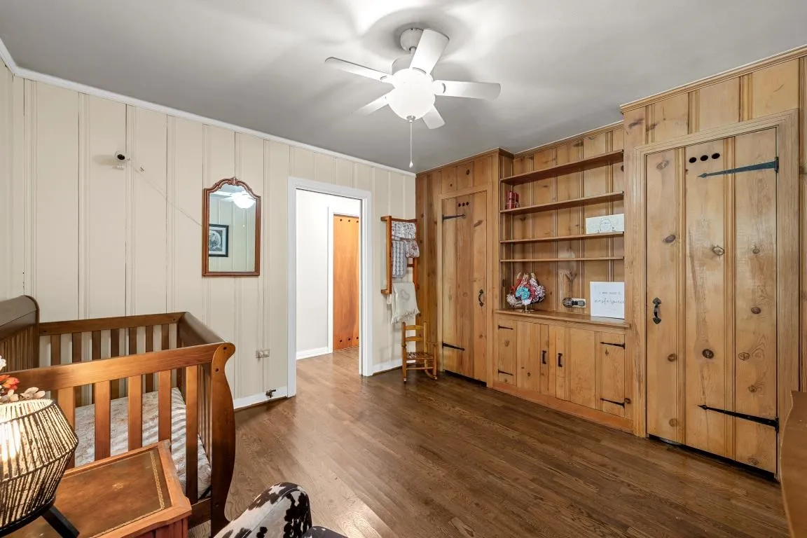 Single Family Residence For Sale in Mc Lennan County , 4216 Morrow Avenue, Waco, Texas 76710, 3 Bedroom, 2 Bathroom, 1 Garage spaces, 1,795 Sqft, built in 1952, mls#21353219, Real Estate Agent in Waco, Homes For Sale in Mc Lennan county, Homes For Sale in Waco, Realtor in Waco Texas, Real Estate Brokerage Independent Realty Texas, Luminita Cordes Realtor