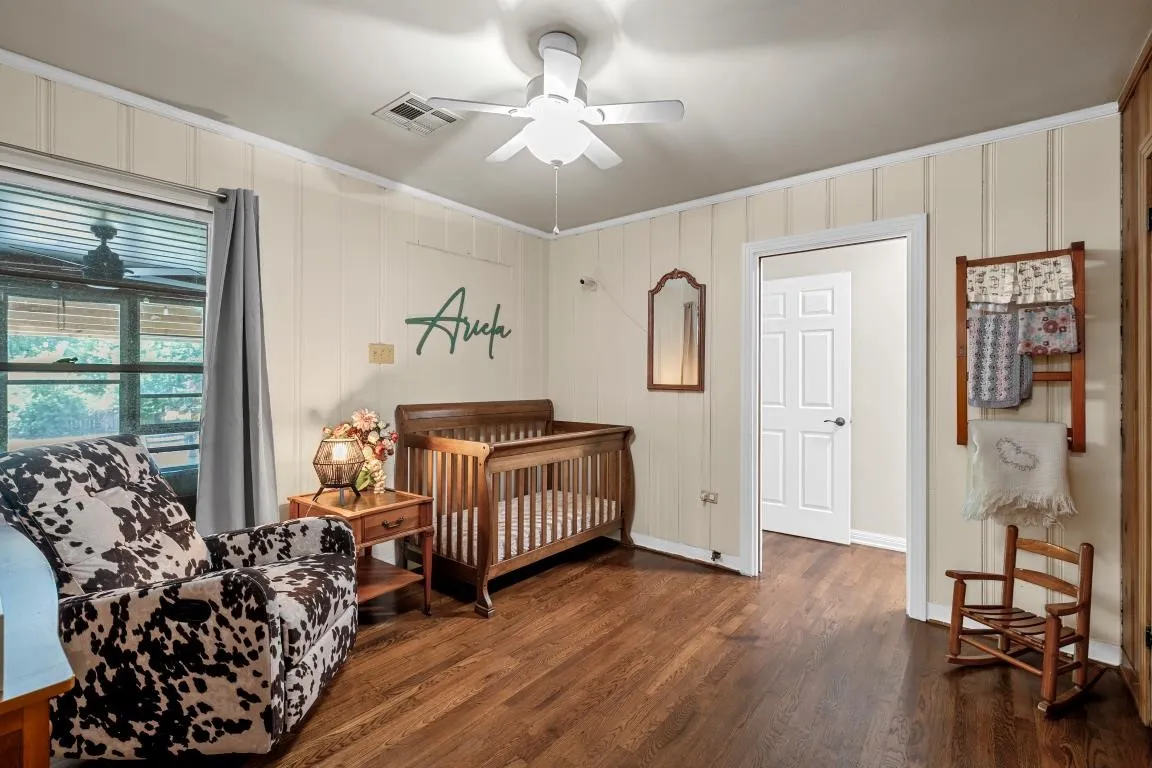 Single Family Residence For Sale in Mc Lennan County , 4216 Morrow Avenue, Waco, Texas 76710, 3 Bedroom, 2 Bathroom, 1 Garage spaces, 1,795 Sqft, built in 1952, mls#21353219, Real Estate Agent in Waco, Homes For Sale in Mc Lennan county, Homes For Sale in Waco, Realtor in Waco Texas, Real Estate Brokerage Independent Realty Texas, Luminita Cordes Realtor