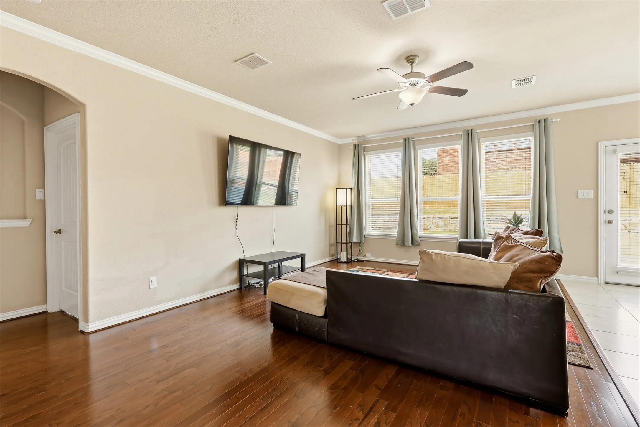 Single Family Residence For Sale in Denton County , 16421 Amistad Avenue, Prosper, Texas 75078, 4 Bedroom, 4 Bathroom, 2 Garage spaces, 2,704 Sqft, built in 2014, mls#21342435, Real Estate Agent in Prosper, Homes For Sale in Denton county, Homes For Sale in Prosper, Realtor in Prosper Texas, Real Estate Brokerage Independent Realty Texas, Luminita Cordes Realtor
