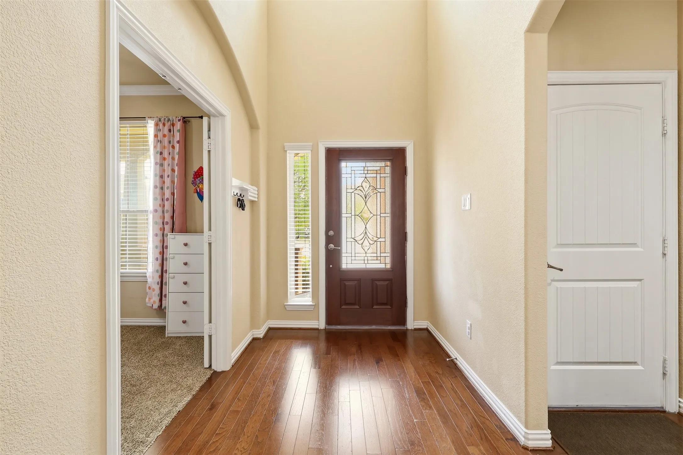 Single Family Residence For Sale in Denton County , 16421 Amistad Avenue, Prosper, Texas 75078, 4 Bedroom, 4 Bathroom, 2 Garage spaces, 2,704 Sqft, built in 2014, mls#21342435, Real Estate Agent in Prosper, Homes For Sale in Denton county, Homes For Sale in Prosper, Realtor in Prosper Texas, Real Estate Brokerage Independent Realty Texas, Luminita Cordes Realtor