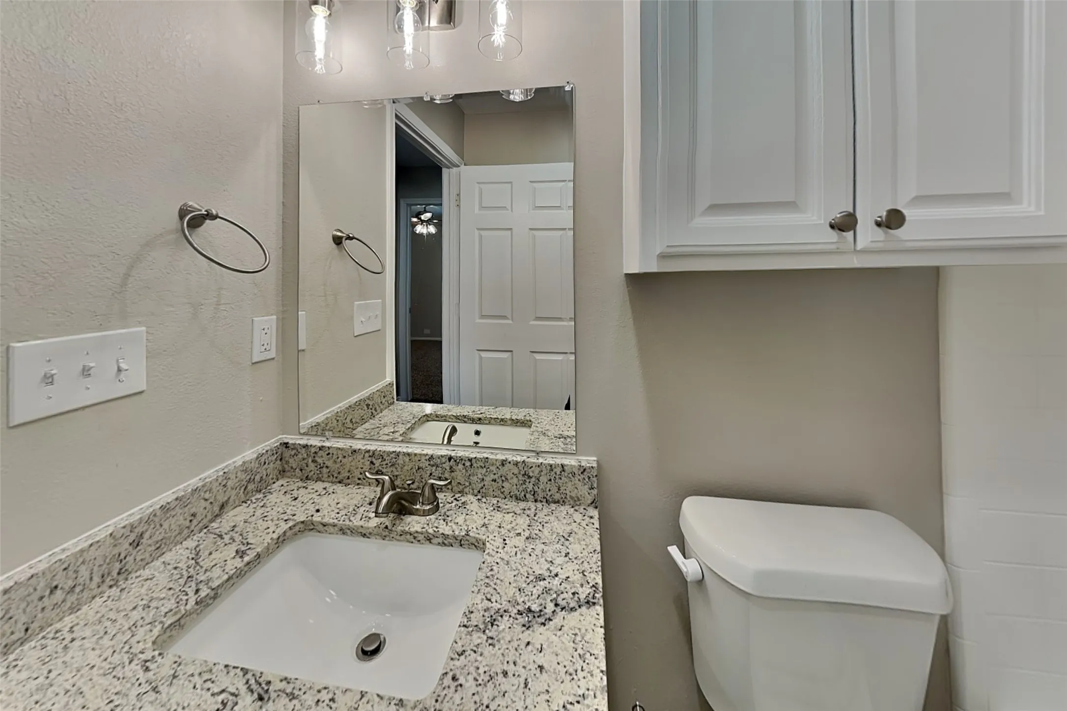 Single Family Residence For Rent in Collin County , 3604 Crestcreek Court, Mc Kinney, Texas 75071, 3 Bedroom, 2 Bathroom, 1 Garage spaces, 1,945 Sqft, built in 1993, mls#21353404, Real Estate Agent in Mc Kinney, Homes For Rent in Collin county, Homes For Rent in Mc Kinney, Realtor in Mc Kinney Texas, Real Estate Brokerage Independent Realty Texas, Luminita Cordes Realtor