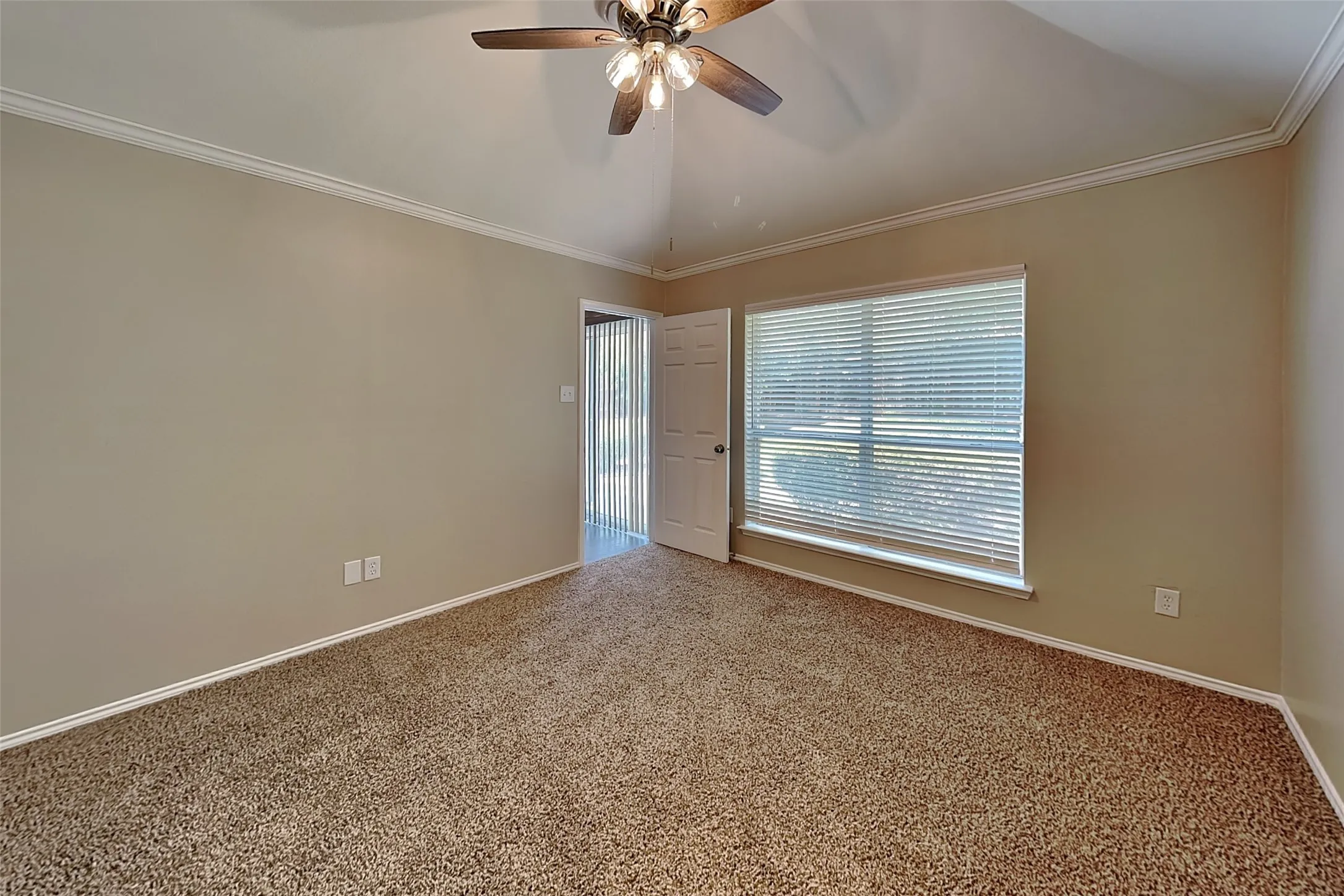 Single Family Residence For Rent in Collin County , 3604 Crestcreek Court, Mc Kinney, Texas 75071, 3 Bedroom, 2 Bathroom, 1 Garage spaces, 1,945 Sqft, built in 1993, mls#21353404, Real Estate Agent in Mc Kinney, Homes For Rent in Collin county, Homes For Rent in Mc Kinney, Realtor in Mc Kinney Texas, Real Estate Brokerage Independent Realty Texas, Luminita Cordes Realtor