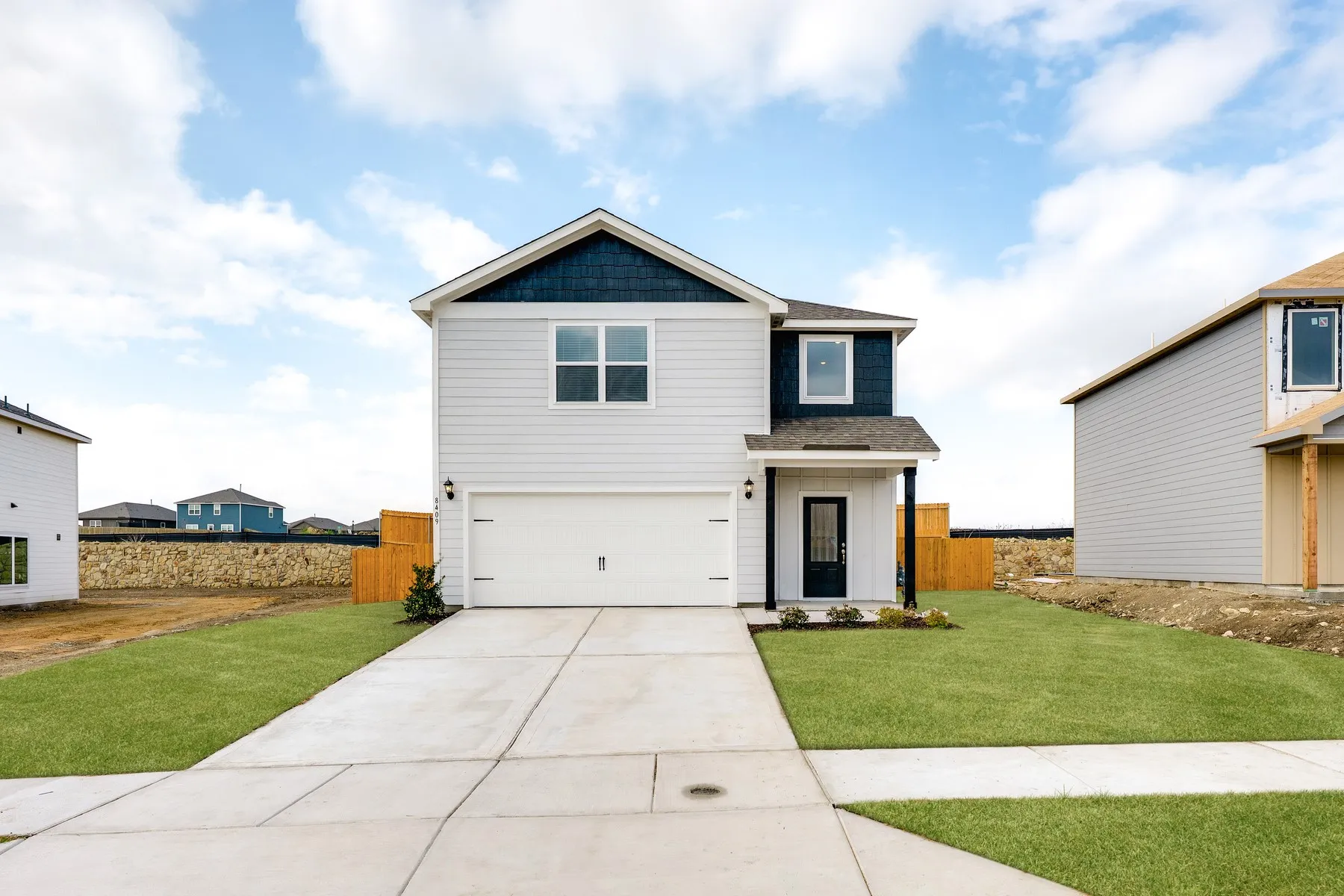 Single Family Residence For Rent in Denton County , 8304 Silverbow Drive, Ponder, Texas 76259, 3 Bedroom, 3 Bathroom, 2 Garage spaces, 2,232 Sqft, built in 2024, mls#21353411, Real Estate Agent in Ponder, Homes For Rent in Denton county, Homes For Rent in Ponder, Realtor in Ponder Texas, Real Estate Brokerage Independent Realty Texas, Luminita Cordes Realtor