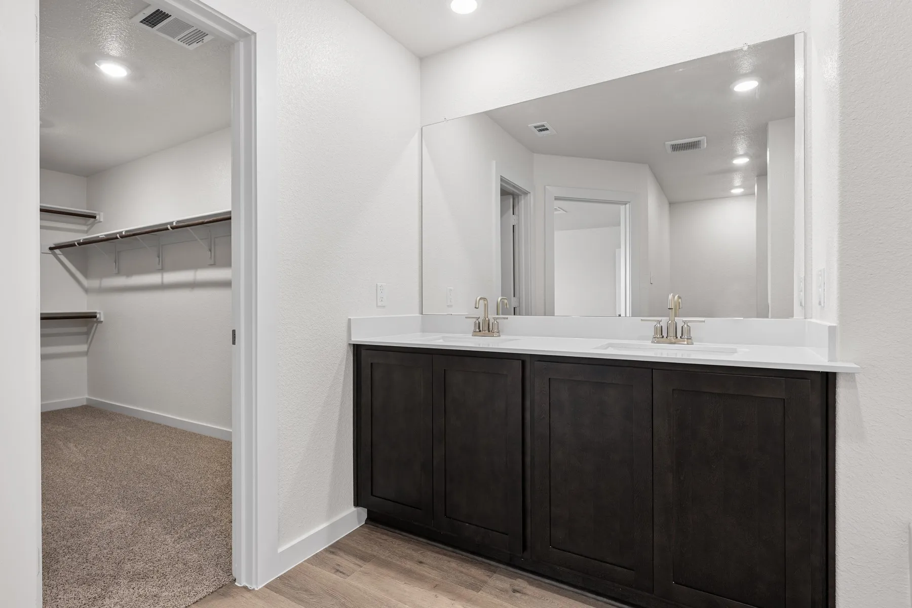 Single Family Residence For Rent in Denton County , 8304 Silverbow Drive, Ponder, Texas 76259, 3 Bedroom, 3 Bathroom, 2 Garage spaces, 2,232 Sqft, built in 2024, mls#21353411, Real Estate Agent in Ponder, Homes For Rent in Denton county, Homes For Rent in Ponder, Realtor in Ponder Texas, Real Estate Brokerage Independent Realty Texas, Luminita Cordes Realtor
