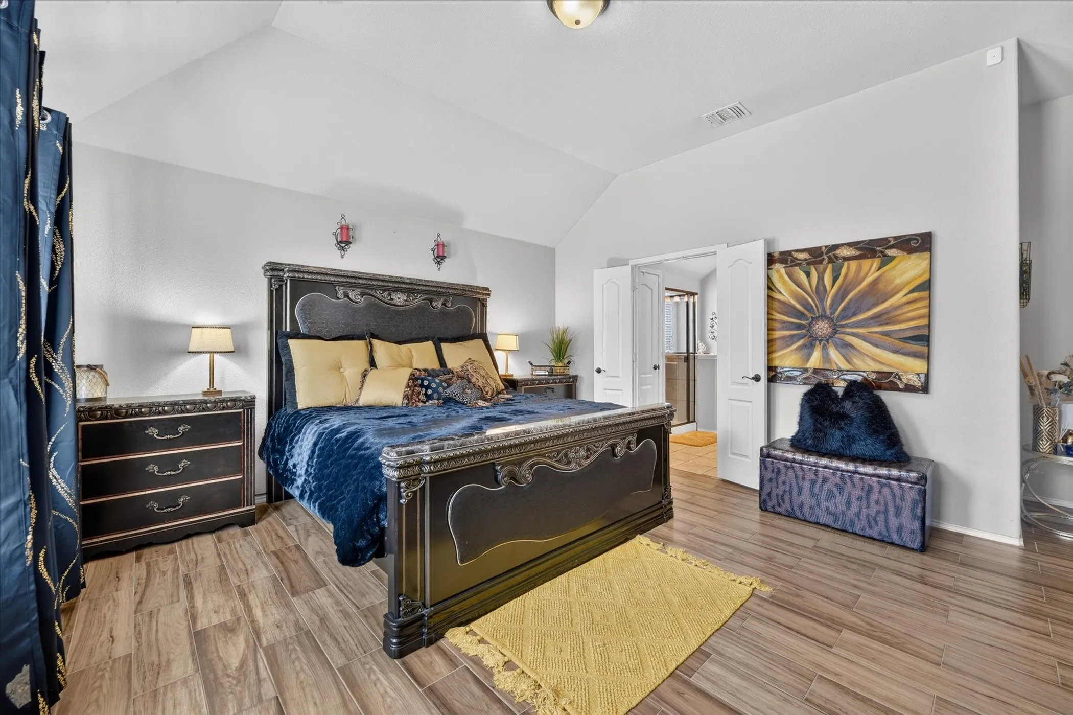 Single Family Residence For Sale in Ellis County , 220 Carson Drive, Waxahachie, Texas 75167, 3 Bedroom, 2 Bathroom, 2 Garage spaces, 2,103 Sqft, built in 2016, mls#21353060, Real Estate Agent in Waxahachie, Homes For Sale in Ellis county, Homes For Sale in Waxahachie, Realtor in Waxahachie Texas, Real Estate Brokerage Independent Realty Texas, Luminita Cordes Realtor
