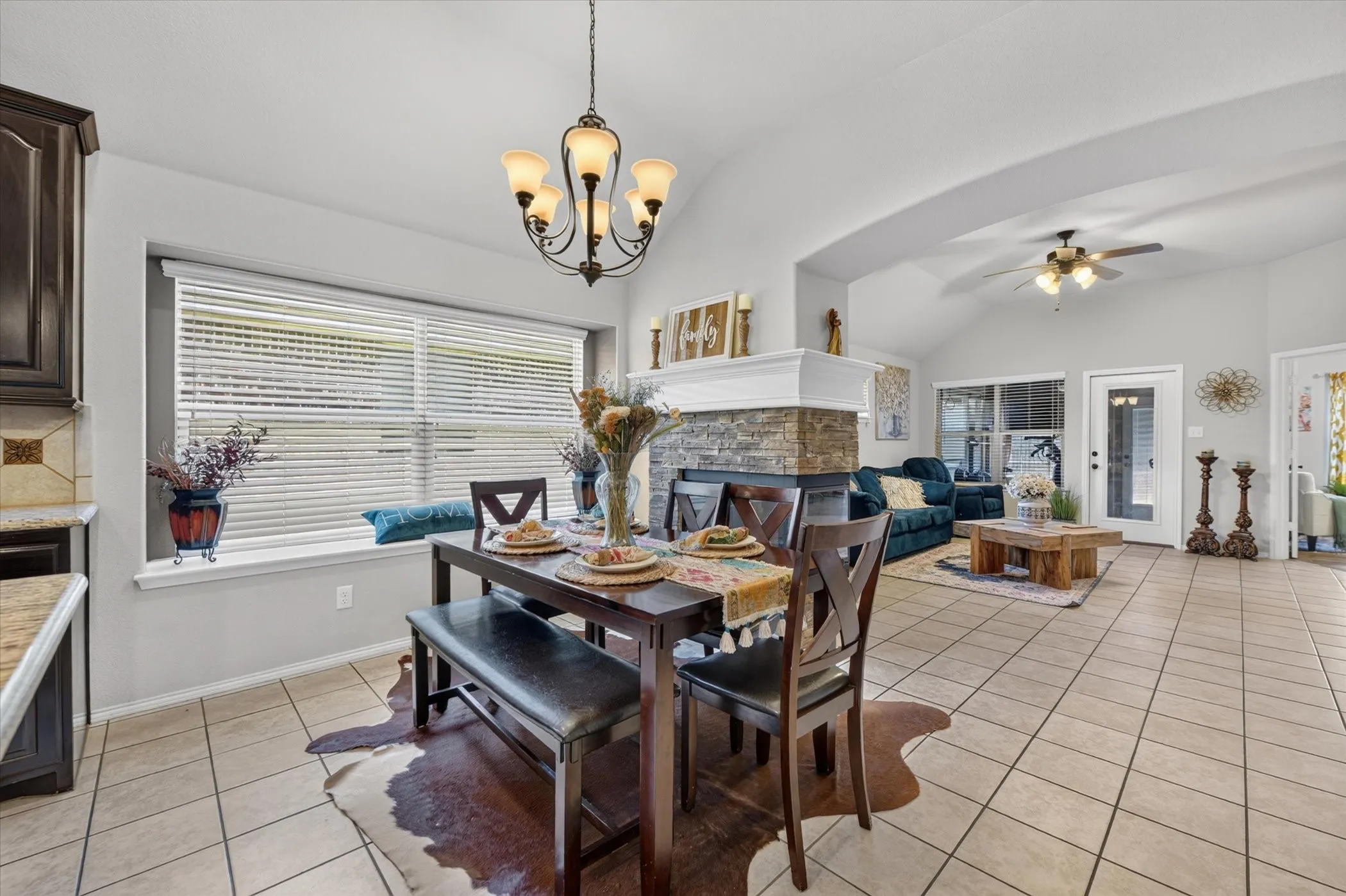 Breakfast area
