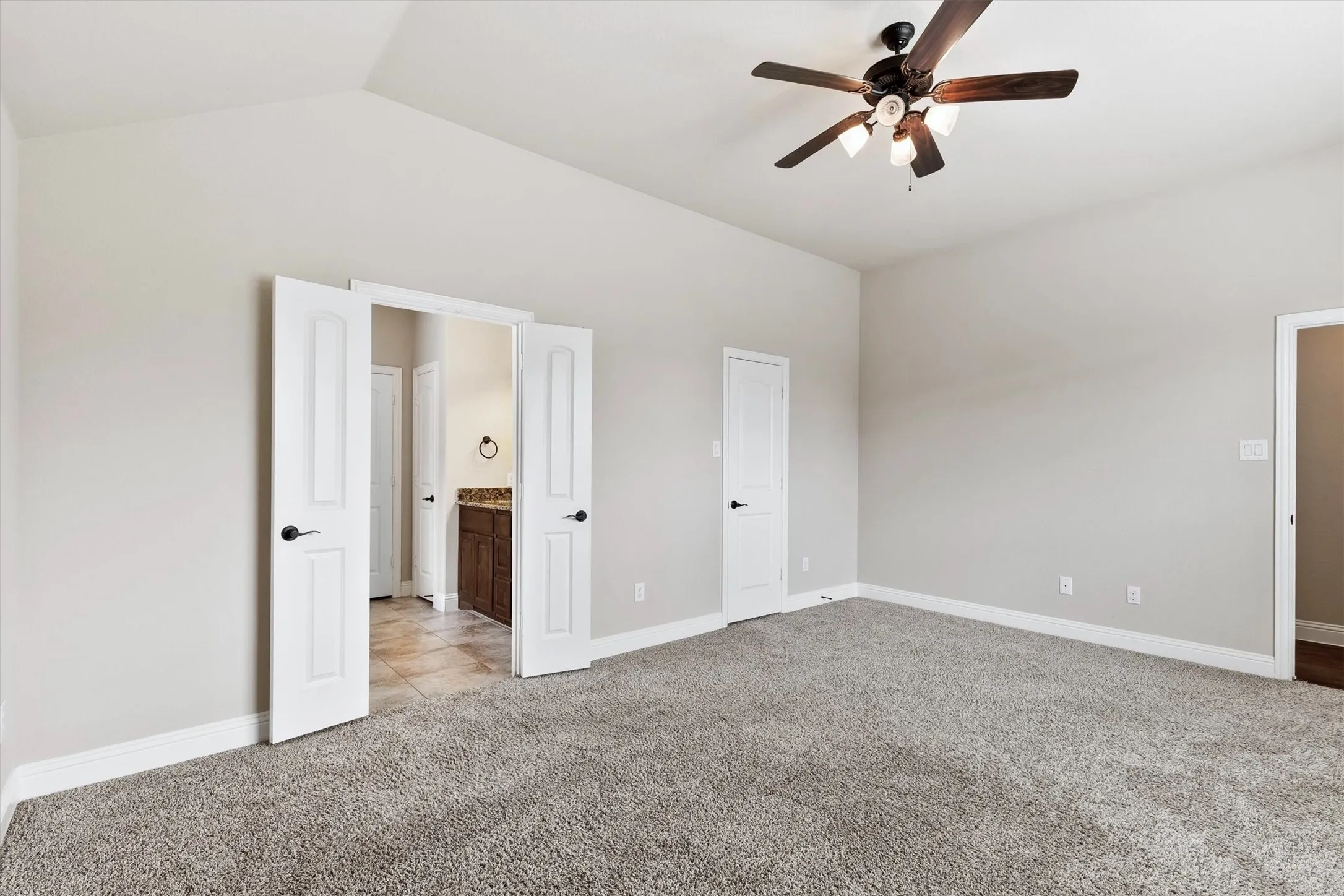 Single Family Residence For Sale in Collin County , 3306 Robin Trail, Melissa, Texas 75454, 3 Bedroom, 2 Bathroom, 2 Garage spaces, 1,843 Sqft, built in 2016, mls#21353425, Real Estate Agent in Melissa, Homes For Sale in Collin county, Homes For Sale in Melissa, Realtor in Melissa Texas, Real Estate Brokerage Independent Realty Texas, Luminita Cordes Realtor