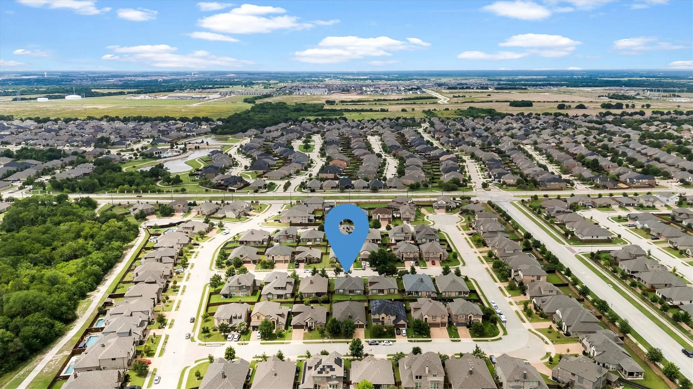 Single Family Residence For Sale in Collin County , 3306 Robin Trail, Melissa, Texas 75454, 3 Bedroom, 2 Bathroom, 2 Garage spaces, 1,843 Sqft, built in 2016, mls#21353425, Real Estate Agent in Melissa, Homes For Sale in Collin county, Homes For Sale in Melissa, Realtor in Melissa Texas, Real Estate Brokerage Independent Realty Texas, Luminita Cordes Realtor
