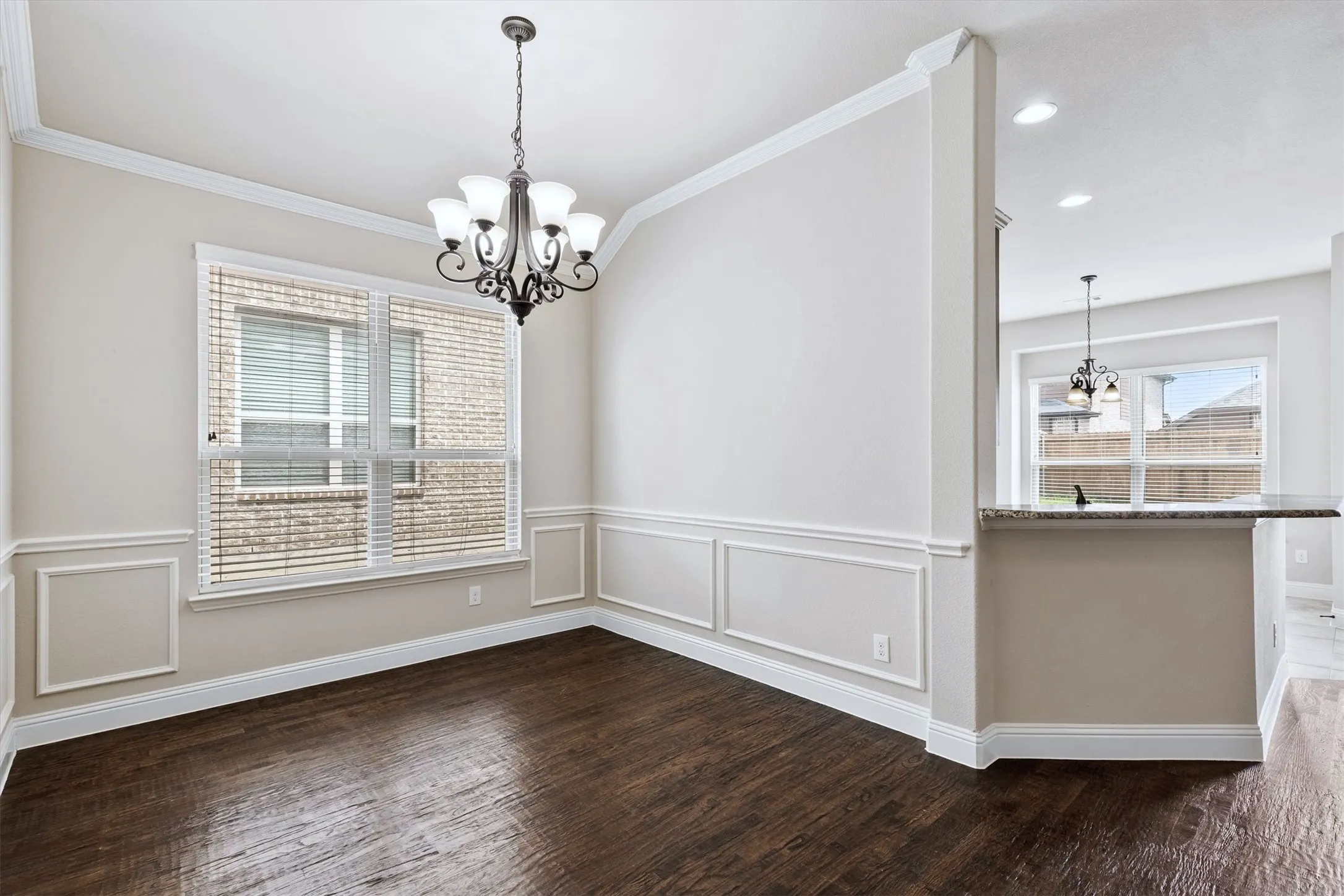 Single Family Residence For Sale in Collin County , 3306 Robin Trail, Melissa, Texas 75454, 3 Bedroom, 2 Bathroom, 2 Garage spaces, 1,843 Sqft, built in 2016, mls#21353425, Real Estate Agent in Melissa, Homes For Sale in Collin county, Homes For Sale in Melissa, Realtor in Melissa Texas, Real Estate Brokerage Independent Realty Texas, Luminita Cordes Realtor
