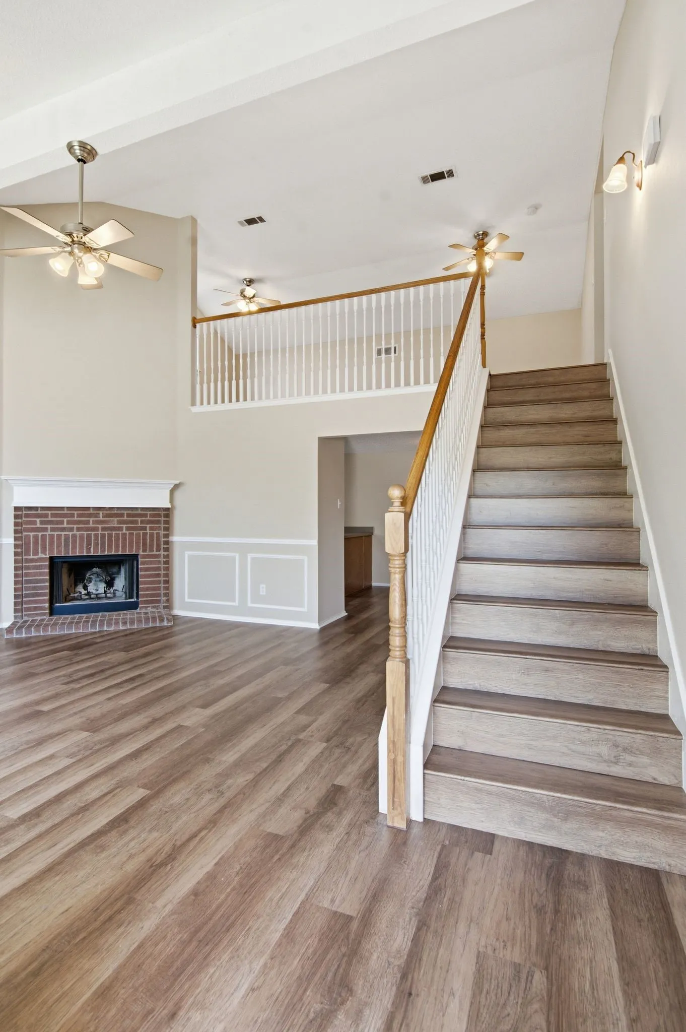 Single Family Residence For Sale in Tarrant County , 10213 Winkler Drive, Fort Worth, Texas 76108, 5 Bedroom, 3 Bathroom, 2 Garage spaces, 2,110 Sqft, built in 2002, mls#21351494, Real Estate Agent in Fort Worth, Homes For Sale in Tarrant county, Homes For Sale in Fort Worth, Realtor in Fort Worth Texas, Real Estate Brokerage Independent Realty Texas, Luminita Cordes Realtor