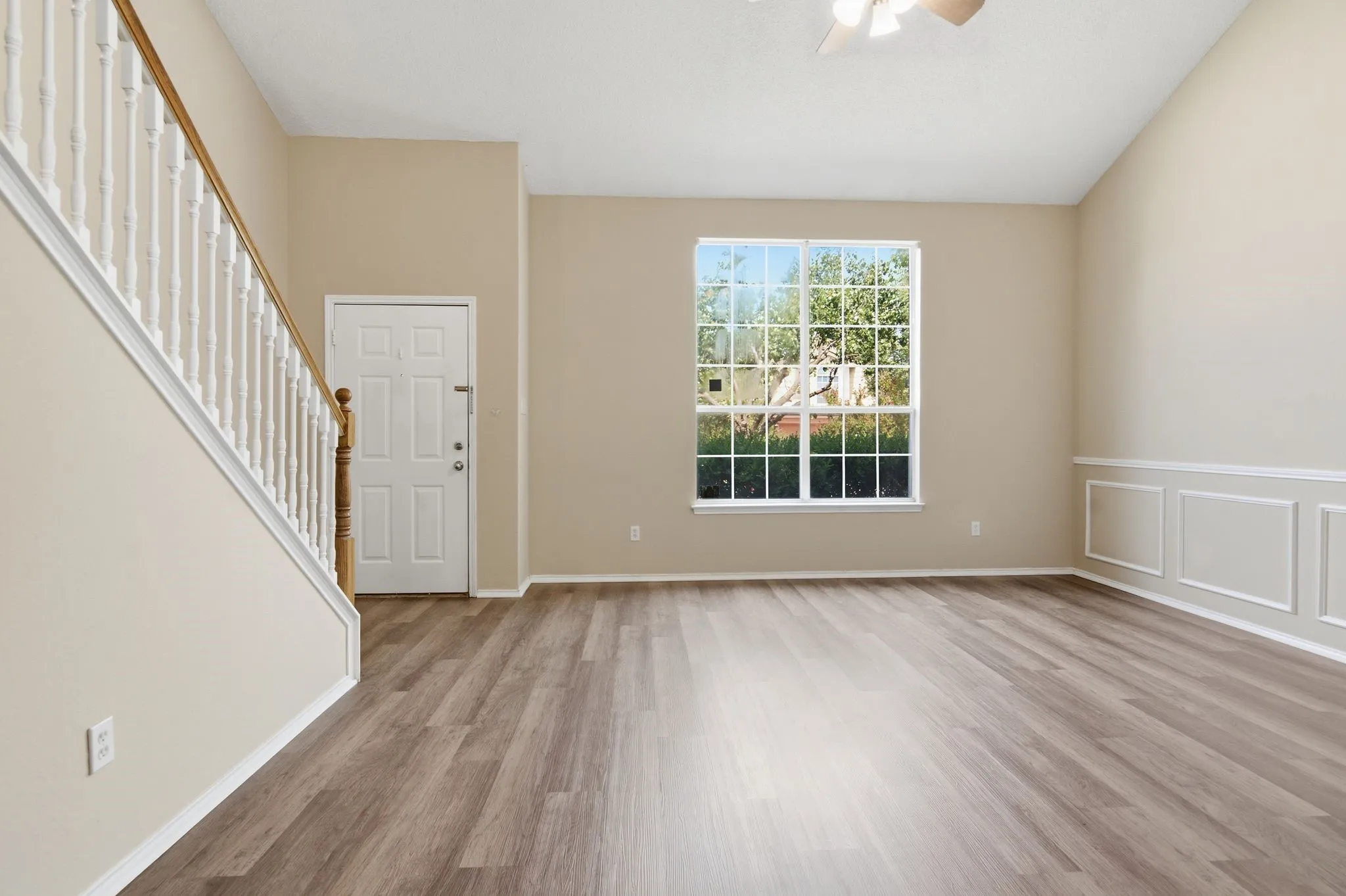 Living Area from Breakfast Nook