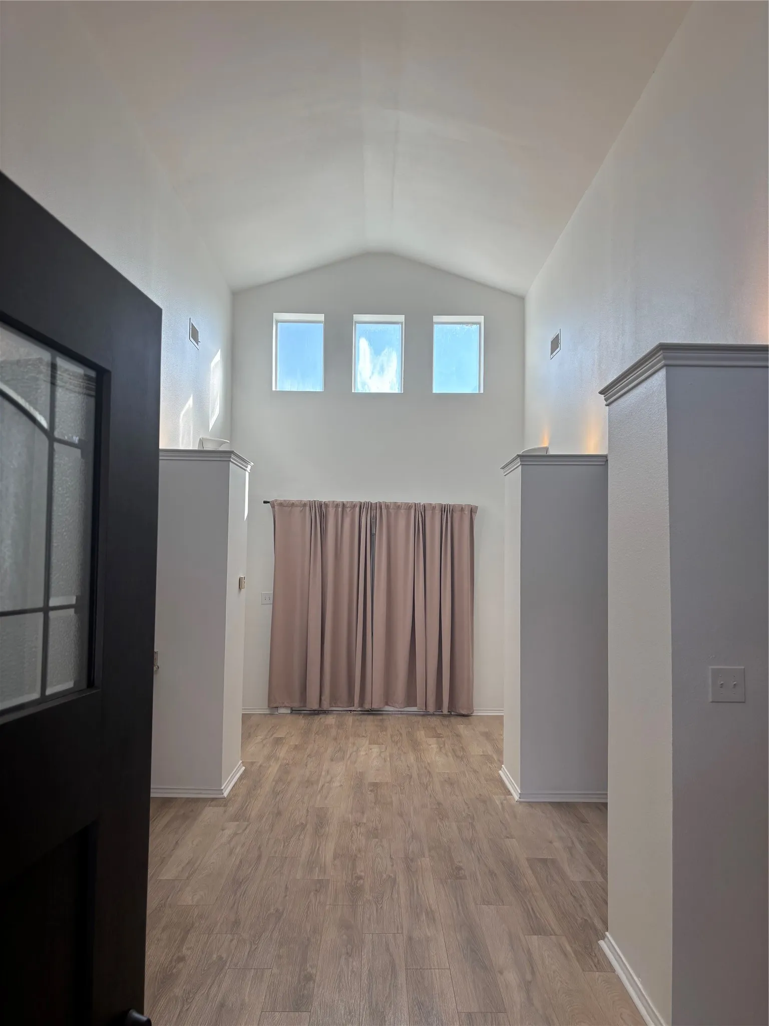 Single Family Residence For Sale in Howard County , 711 Baylor Boulevard, Big Spring, Texas 79720, 3 Bedroom, 2 Bathroom, 2 Garage spaces, 2,066 Sqft, built in 1994, mls#21349677, Real Estate Agent in Big Spring, Homes For Sale in Howard county, Homes For Sale in Big Spring, Realtor in Big Spring Texas, Real Estate Brokerage Independent Realty Texas, Luminita Cordes Realtor