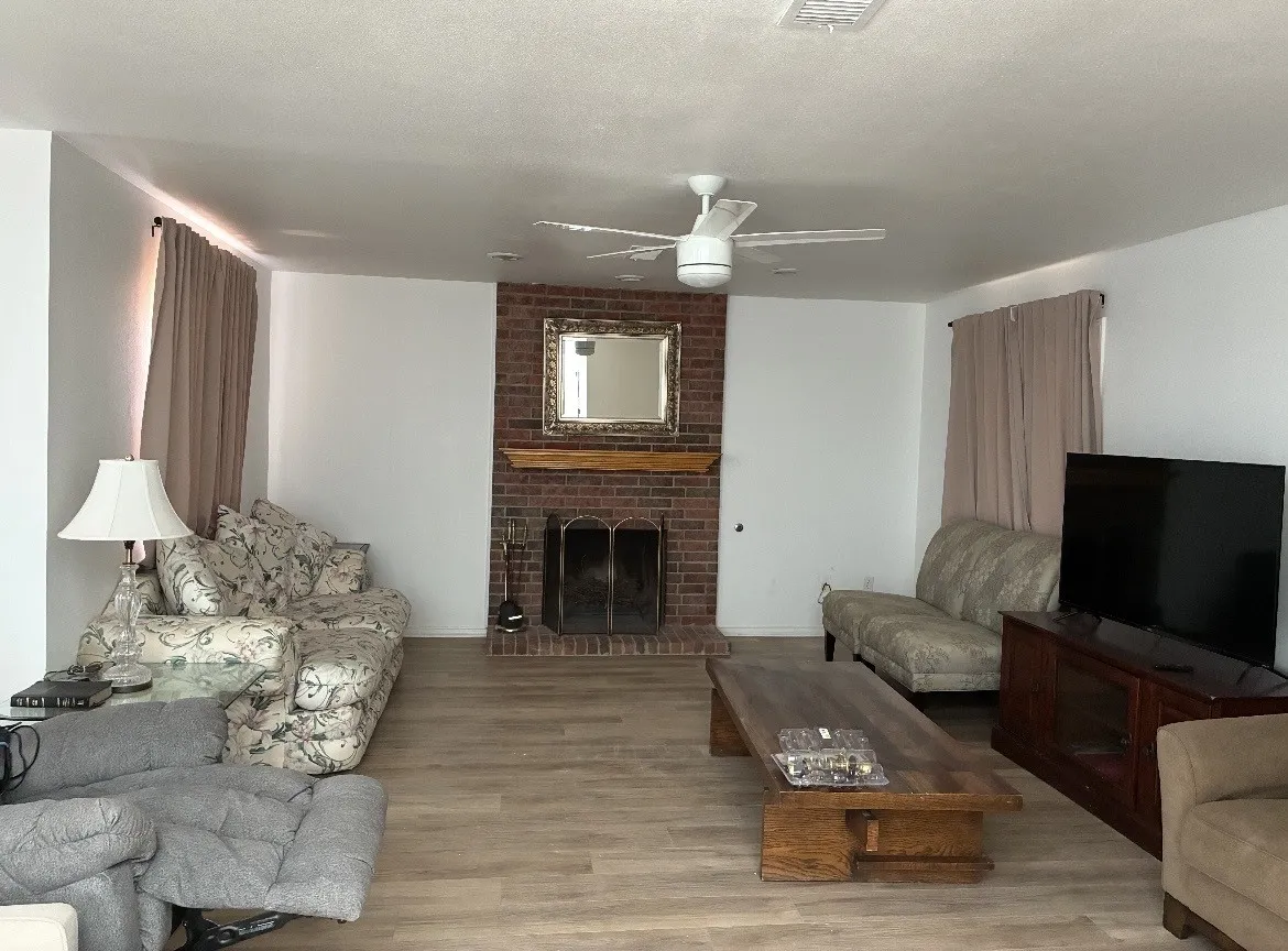 Single Family Residence For Sale in Howard County , 711 Baylor Boulevard, Big Spring, Texas 79720, 3 Bedroom, 2 Bathroom, 2 Garage spaces, 2,066 Sqft, built in 1994, mls#21349677, Real Estate Agent in Big Spring, Homes For Sale in Howard county, Homes For Sale in Big Spring, Realtor in Big Spring Texas, Real Estate Brokerage Independent Realty Texas, Luminita Cordes Realtor