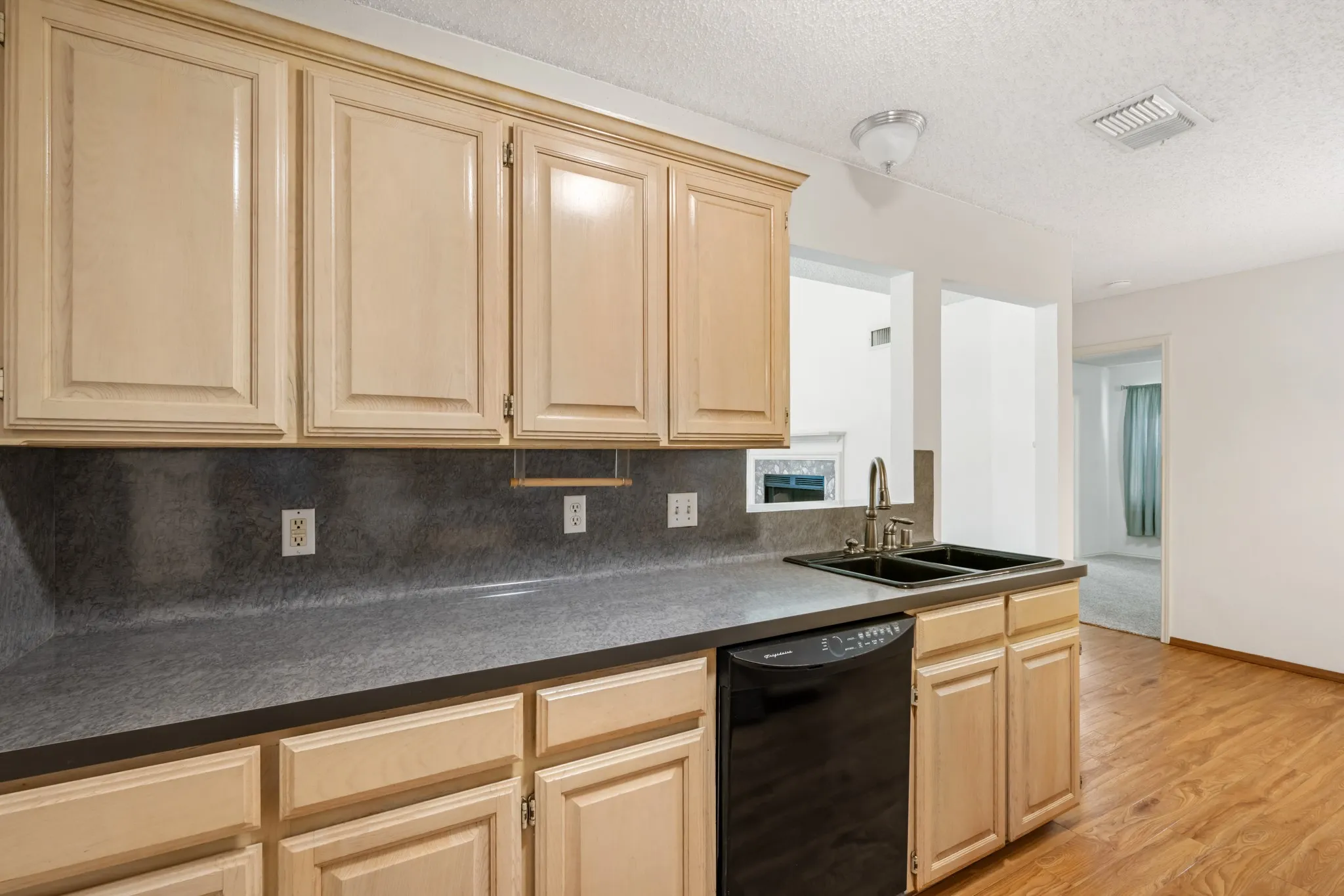 Abundant storage and cabinet space!