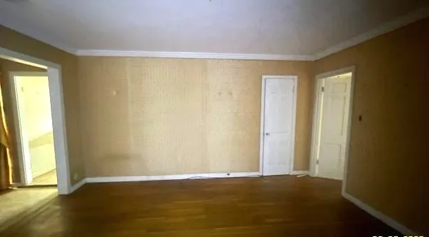 Single Family Residence For Sale in Tarrant County , 2332 Glencrest Drive, Fort Worth, Texas 76119, 1 Bedroom, 1 Bathroom, 1 Garage spaces, 1,153 Sqft, built in 1950, mls#21353433, Real Estate Agent in Fort Worth, Homes For Sale in Tarrant county, Homes For Sale in Fort Worth, Realtor in Fort Worth Texas, Real Estate Brokerage Independent Realty Texas, Luminita Cordes Realtor