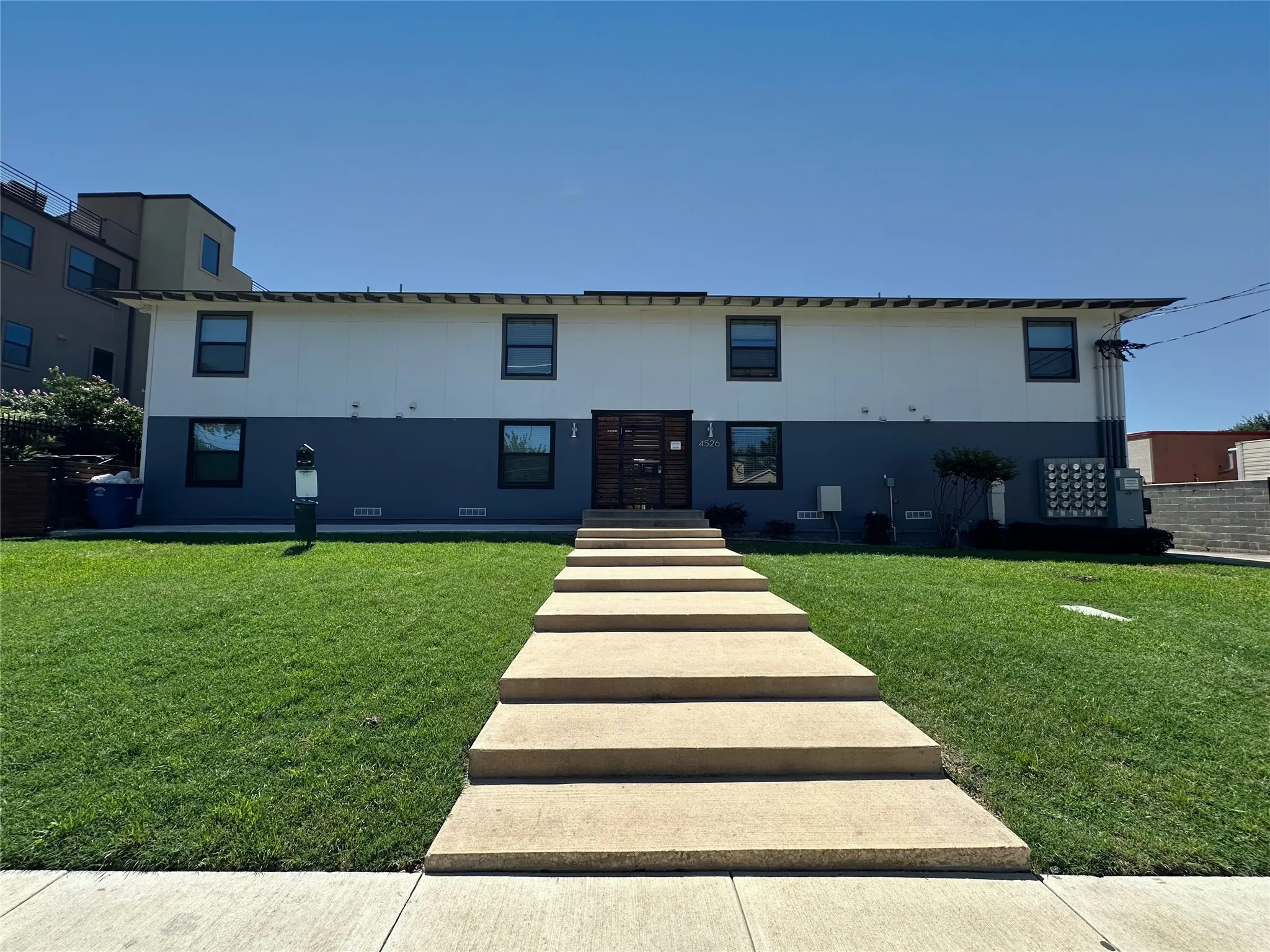 Apartment For Rent in Dallas County , 4526 Munger Avenue 206, Dallas, Texas 75204, 1 Bedroom, 1 Bathroom, Garage spaces, 543 Sqft, built in 1958, mls#21353435, Real Estate Agent in Dallas, Homes For Rent in Dallas county, Homes For Rent in Dallas, Realtor in Dallas Texas, Real Estate Brokerage Independent Realty Texas, Luminita Cordes Realtor