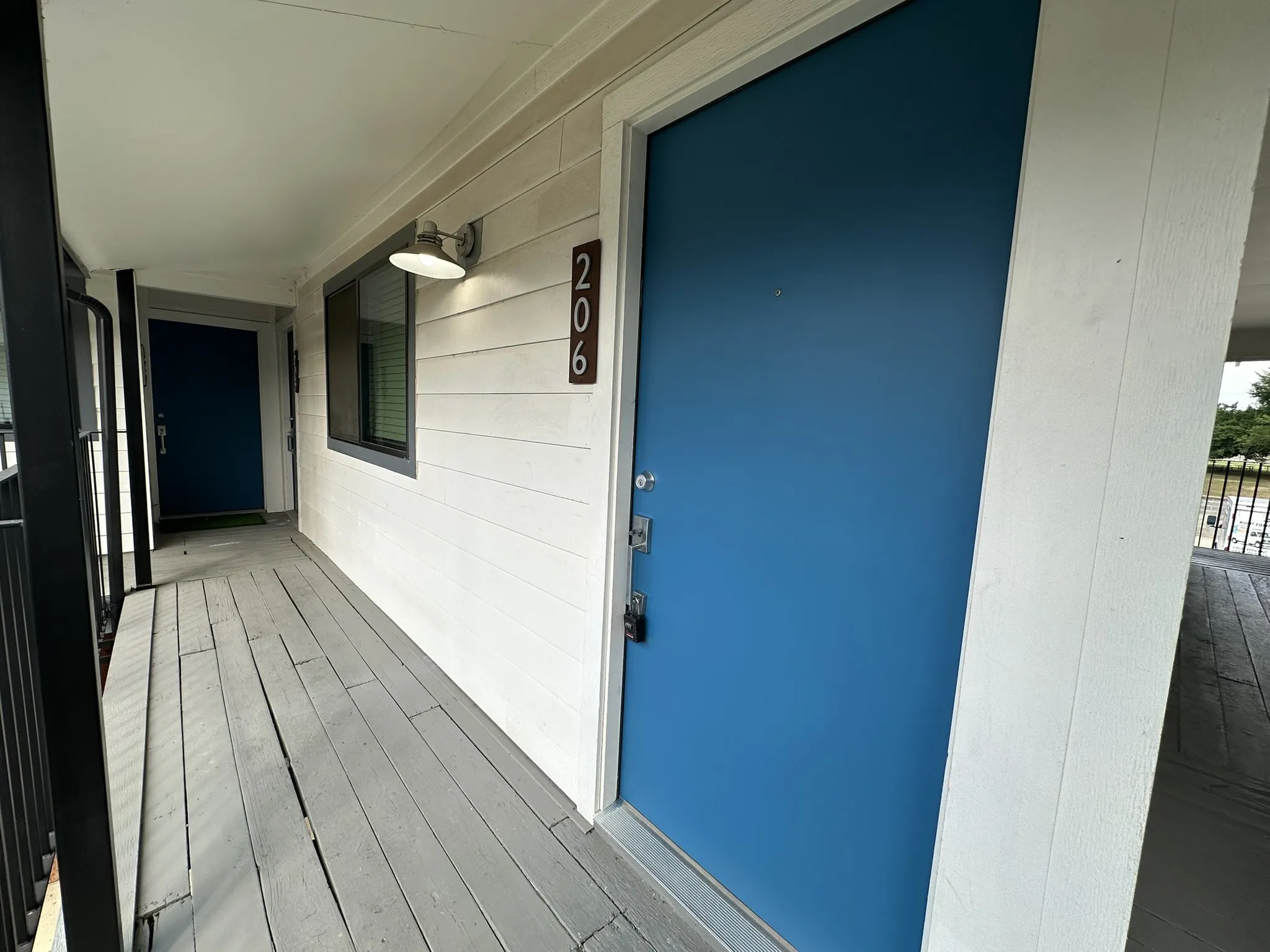 Apartment For Rent in Dallas County , 4526 Munger Avenue 206, Dallas, Texas 75204, 1 Bedroom, 1 Bathroom, Garage spaces, 543 Sqft, built in 1958, mls#21353435, Real Estate Agent in Dallas, Homes For Rent in Dallas county, Homes For Rent in Dallas, Realtor in Dallas Texas, Real Estate Brokerage Independent Realty Texas, Luminita Cordes Realtor