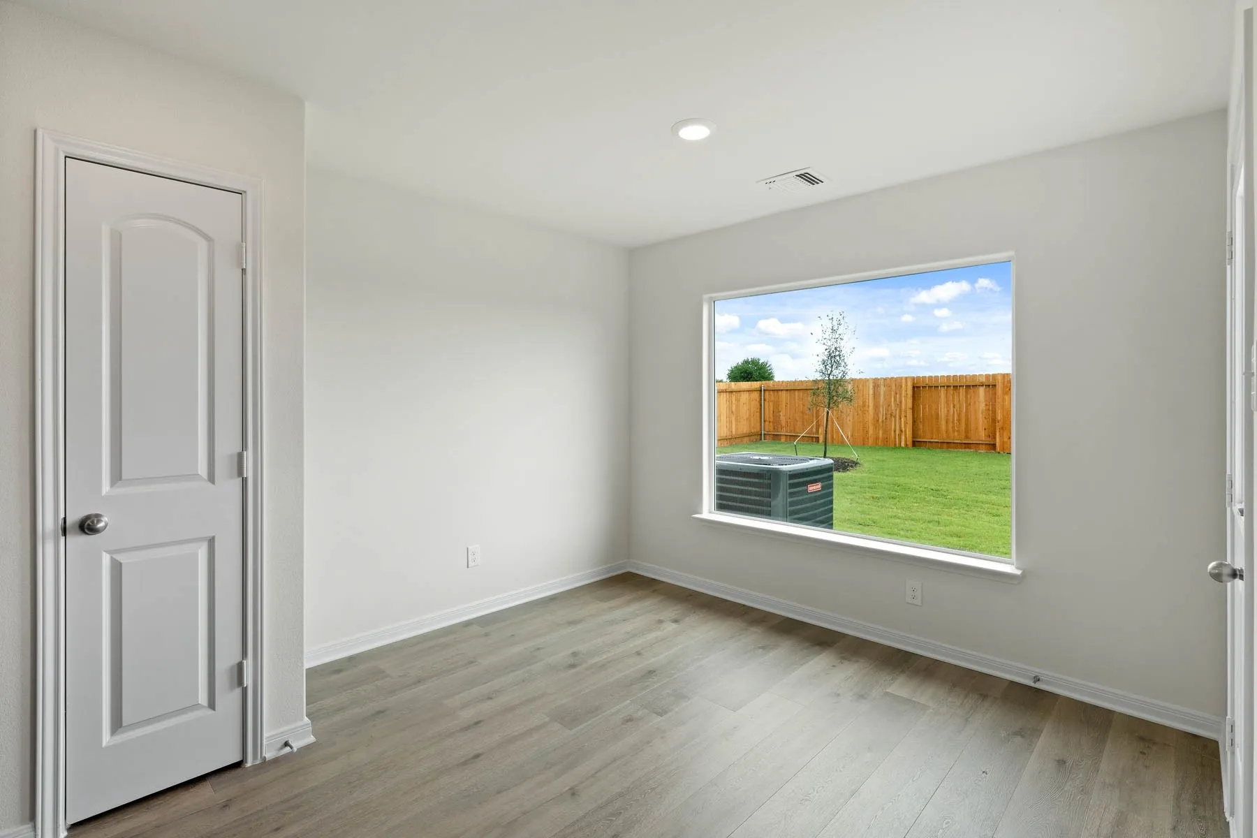 Single Family Residence For Rent in Johnson County , 13429 Hang Fire Lane, Cresson, Texas 76035, 3 Bedroom, 2 Bathroom, 2 Garage spaces, 1,379 Sqft, built in 2024, mls#21353438, Real Estate Agent in Cresson, Homes For Rent in Johnson county, Homes For Rent in Cresson, Realtor in Cresson Texas, Real Estate Brokerage Independent Realty Texas, Luminita Cordes Realtor