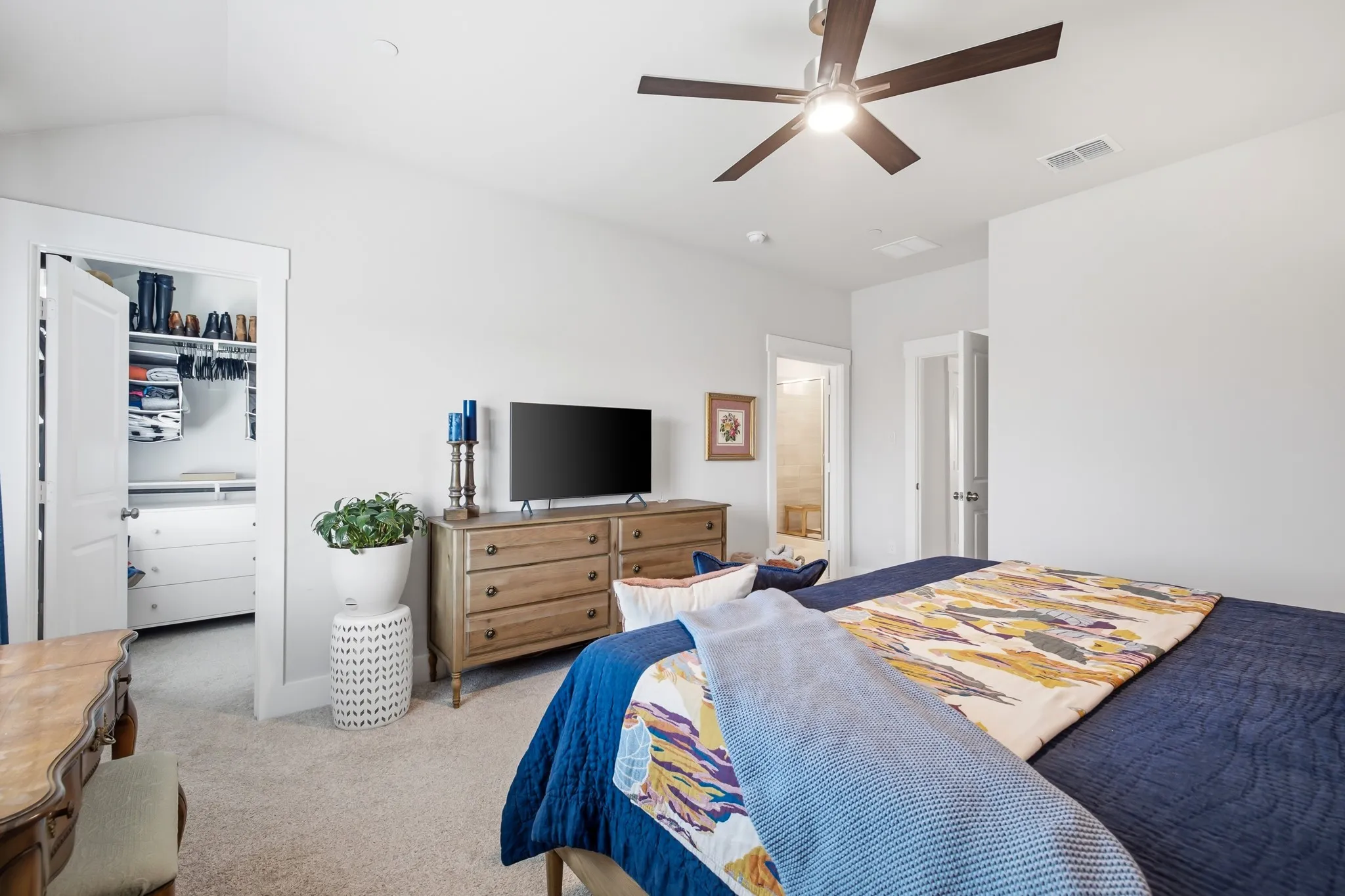 Townhouse For Sale in Tarrant County , 7505 Reis Lane, North Richland Hills, Texas 76182, 3 Bedroom, 3 Bathroom, 2 Garage spaces, 1,662 Sqft, built in 2022, mls#21350344, Real Estate Agent in North Richland Hills, Homes For Sale in Tarrant county, Homes For Sale in North Richland Hills, Realtor in North Richland Hills Texas, Real Estate Brokerage Independent Realty Texas, Luminita Cordes Realtor