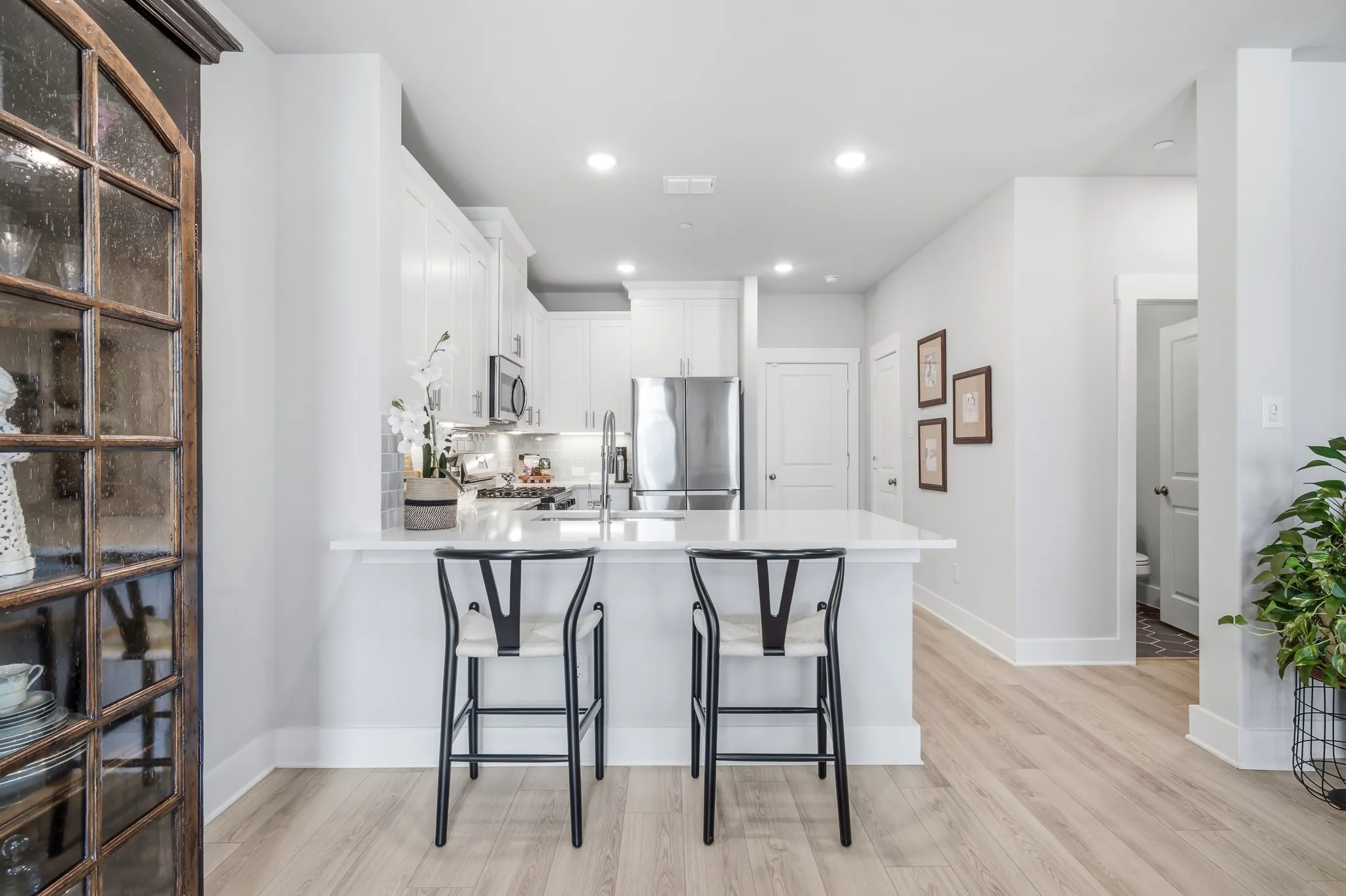 Townhouse For Sale in Tarrant County , 7505 Reis Lane, North Richland Hills, Texas 76182, 3 Bedroom, 3 Bathroom, 2 Garage spaces, 1,662 Sqft, built in 2022, mls#21350344, Real Estate Agent in North Richland Hills, Homes For Sale in Tarrant county, Homes For Sale in North Richland Hills, Realtor in North Richland Hills Texas, Real Estate Brokerage Independent Realty Texas, Luminita Cordes Realtor