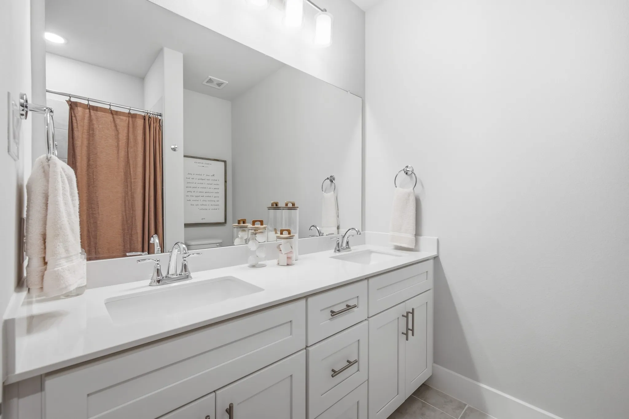 Townhouse For Sale in Tarrant County , 7505 Reis Lane, North Richland Hills, Texas 76182, 3 Bedroom, 3 Bathroom, 2 Garage spaces, 1,662 Sqft, built in 2022, mls#21350344, Real Estate Agent in North Richland Hills, Homes For Sale in Tarrant county, Homes For Sale in North Richland Hills, Realtor in North Richland Hills Texas, Real Estate Brokerage Independent Realty Texas, Luminita Cordes Realtor