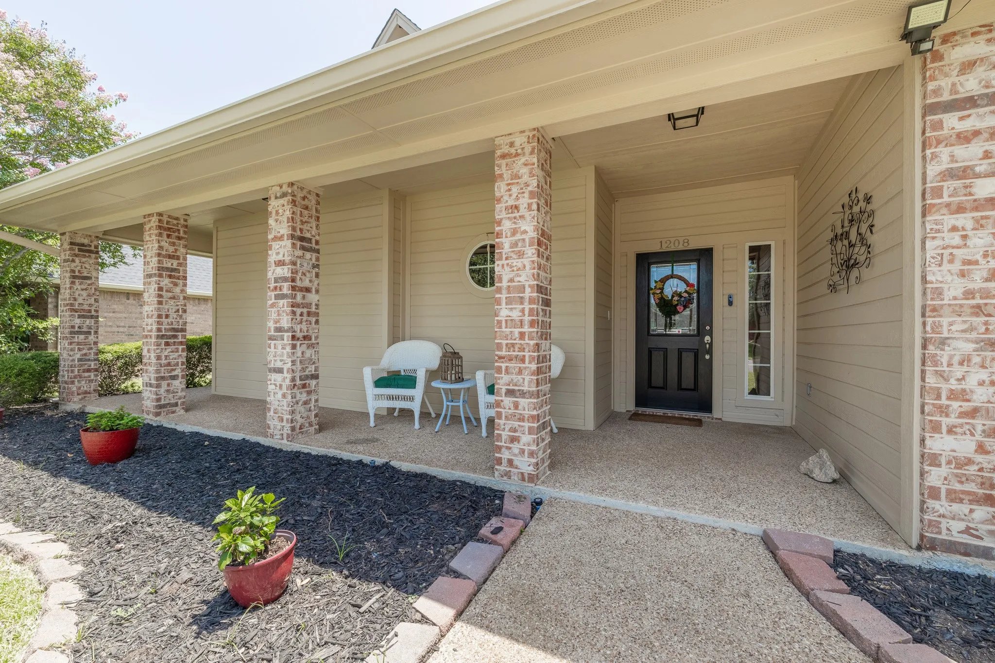 Single Family Residence For Sale in Mc Lennan County , 1208 Kempner Park, Robinson, Texas 76706, 3 Bedroom, 2 Bathroom, 2 Garage spaces, 1,842 Sqft, built in 2004, mls#21353098, Real Estate Agent in Robinson, Homes For Sale in Mc Lennan county, Homes For Sale in Robinson, Realtor in Robinson Texas, Real Estate Brokerage Independent Realty Texas, Luminita Cordes Realtor