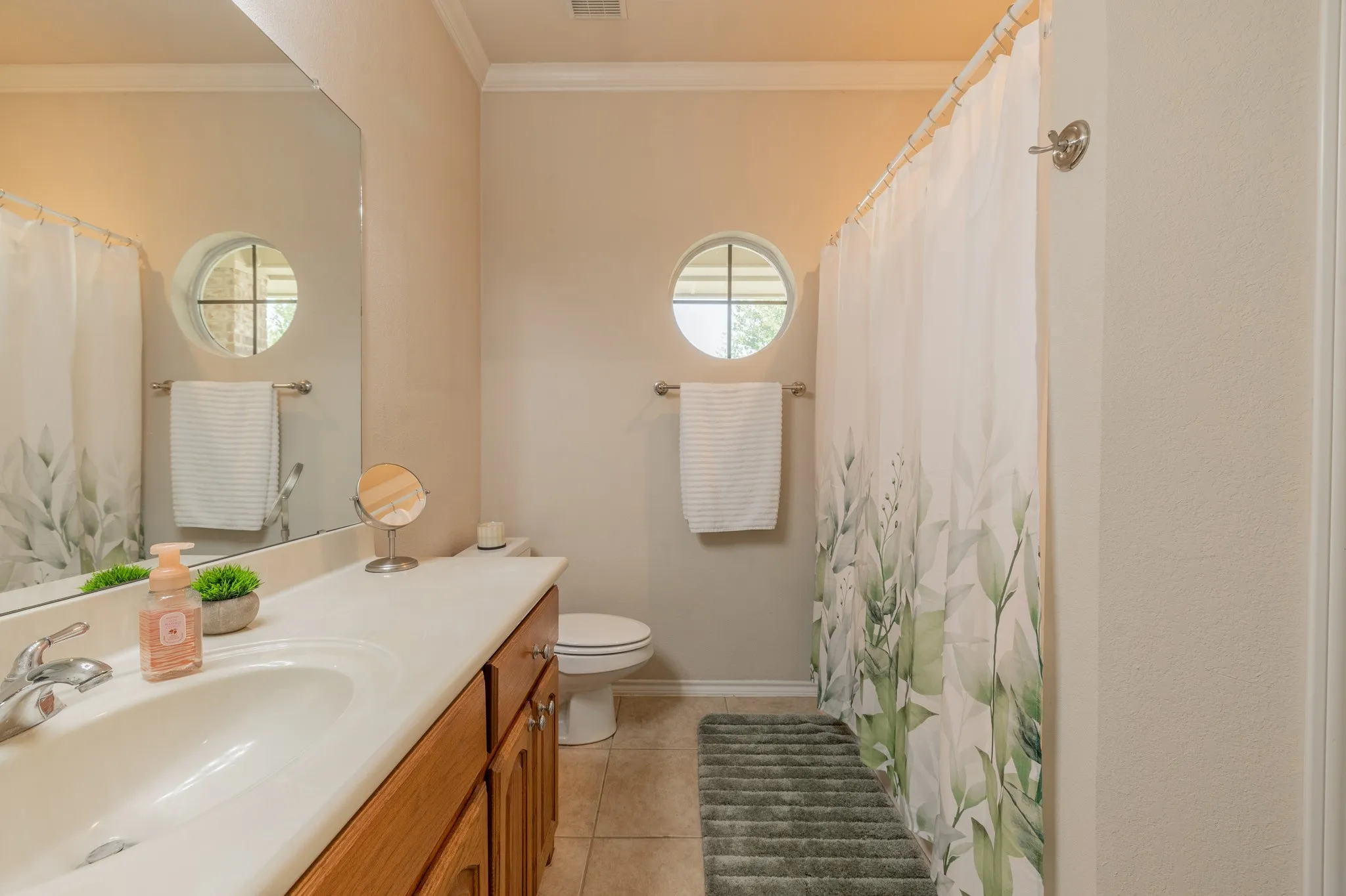 Single Family Residence For Sale in Mc Lennan County , 1208 Kempner Park, Robinson, Texas 76706, 3 Bedroom, 2 Bathroom, 2 Garage spaces, 1,842 Sqft, built in 2004, mls#21353098, Real Estate Agent in Robinson, Homes For Sale in Mc Lennan county, Homes For Sale in Robinson, Realtor in Robinson Texas, Real Estate Brokerage Independent Realty Texas, Luminita Cordes Realtor