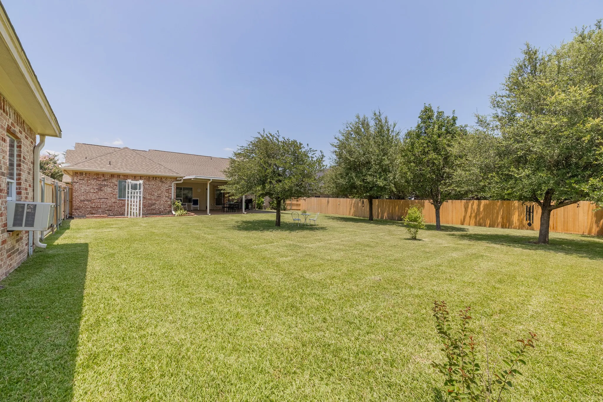 Single Family Residence For Sale in Mc Lennan County , 1208 Kempner Park, Robinson, Texas 76706, 3 Bedroom, 2 Bathroom, 2 Garage spaces, 1,842 Sqft, built in 2004, mls#21353098, Real Estate Agent in Robinson, Homes For Sale in Mc Lennan county, Homes For Sale in Robinson, Realtor in Robinson Texas, Real Estate Brokerage Independent Realty Texas, Luminita Cordes Realtor