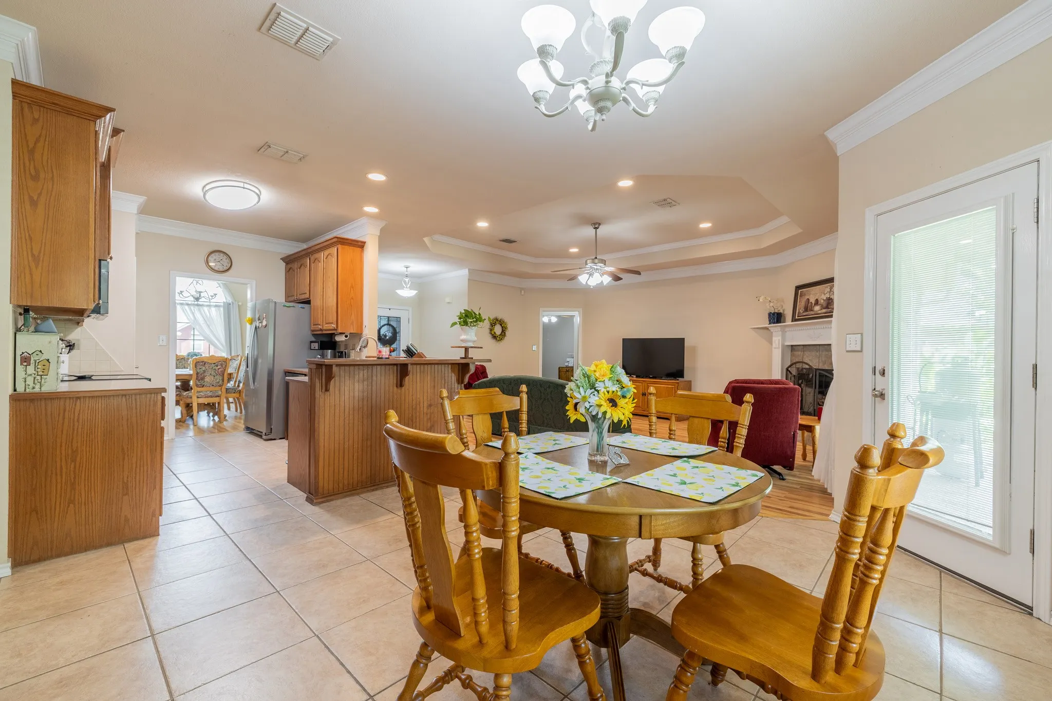Single Family Residence For Sale in Mc Lennan County , 1208 Kempner Park, Robinson, Texas 76706, 3 Bedroom, 2 Bathroom, 2 Garage spaces, 1,842 Sqft, built in 2004, mls#21353098, Real Estate Agent in Robinson, Homes For Sale in Mc Lennan county, Homes For Sale in Robinson, Realtor in Robinson Texas, Real Estate Brokerage Independent Realty Texas, Luminita Cordes Realtor