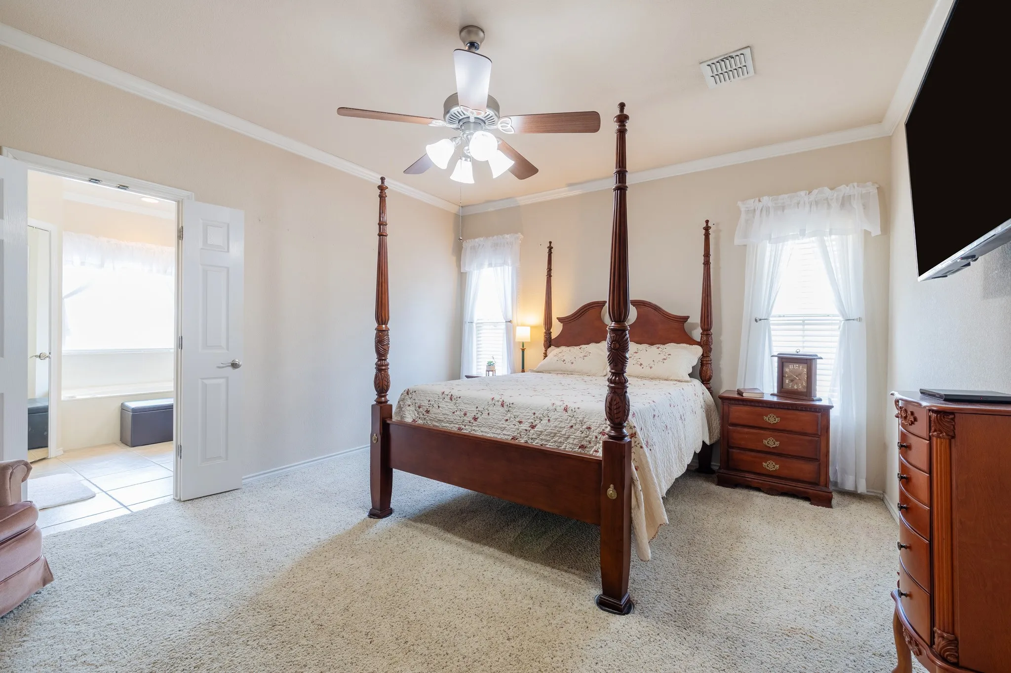 Single Family Residence For Sale in Mc Lennan County , 1208 Kempner Park, Robinson, Texas 76706, 3 Bedroom, 2 Bathroom, 2 Garage spaces, 1,842 Sqft, built in 2004, mls#21353098, Real Estate Agent in Robinson, Homes For Sale in Mc Lennan county, Homes For Sale in Robinson, Realtor in Robinson Texas, Real Estate Brokerage Independent Realty Texas, Luminita Cordes Realtor