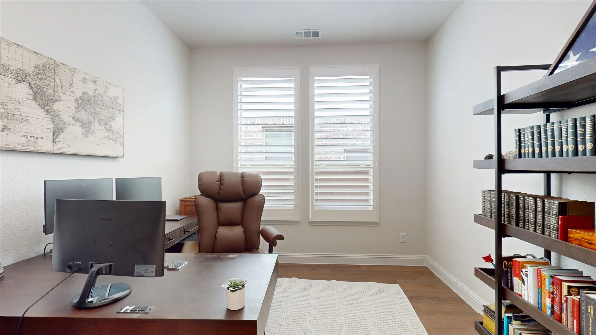 Single Family Residence For Rent in Collin County , 2912 Seattle Slew Drive, Celina, Texas 75009, 5 Bedroom, 4 Bathroom, 2 Garage spaces, 3,679 Sqft, built in 2019, mls#21353452, Real Estate Agent in Celina, Homes For Rent in Collin county, Homes For Rent in Celina, Realtor in Celina Texas, Real Estate Brokerage Independent Realty Texas, Luminita Cordes Realtor